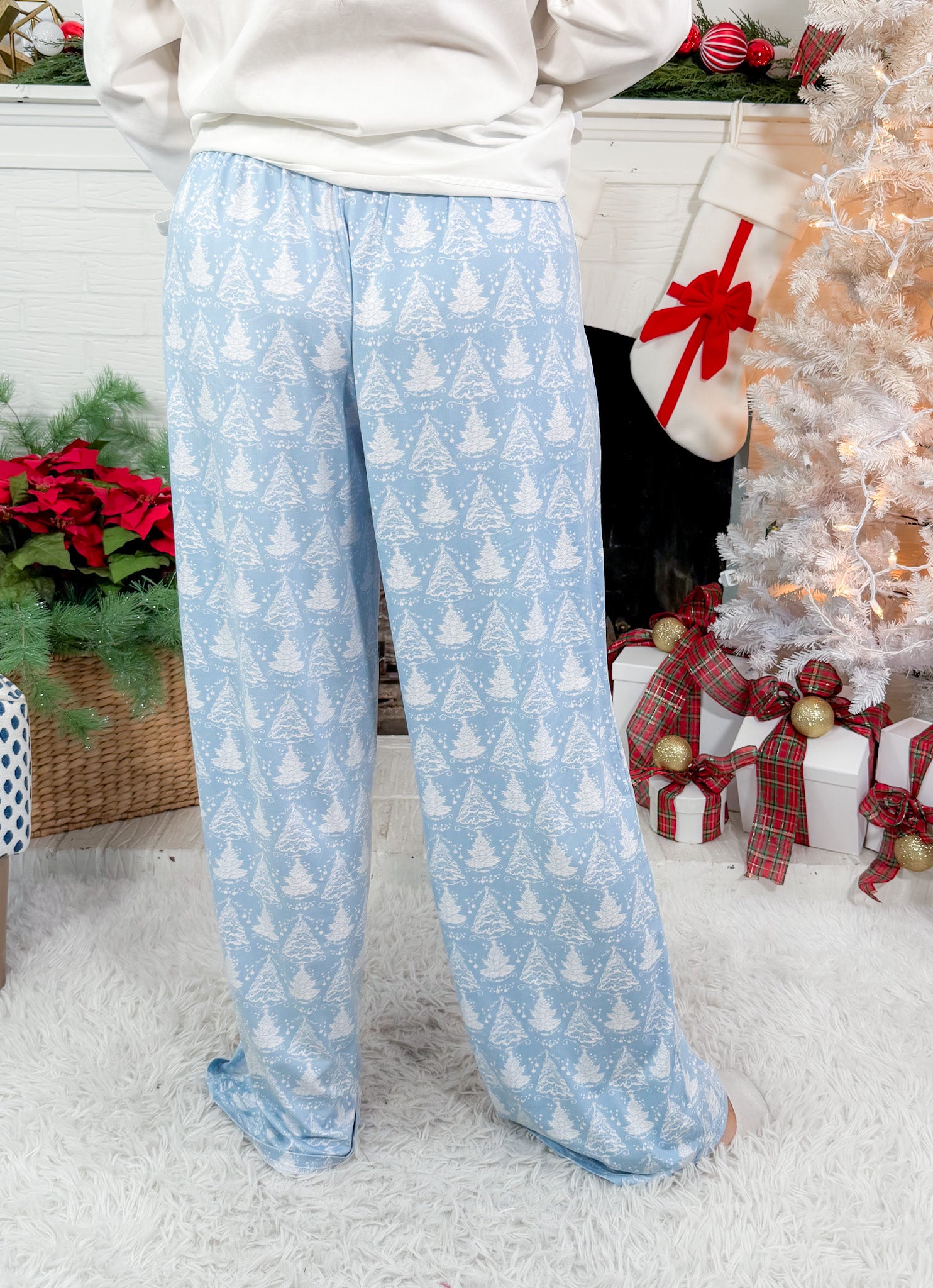 Winter Dreams Light Palace + White Sleep Pants
