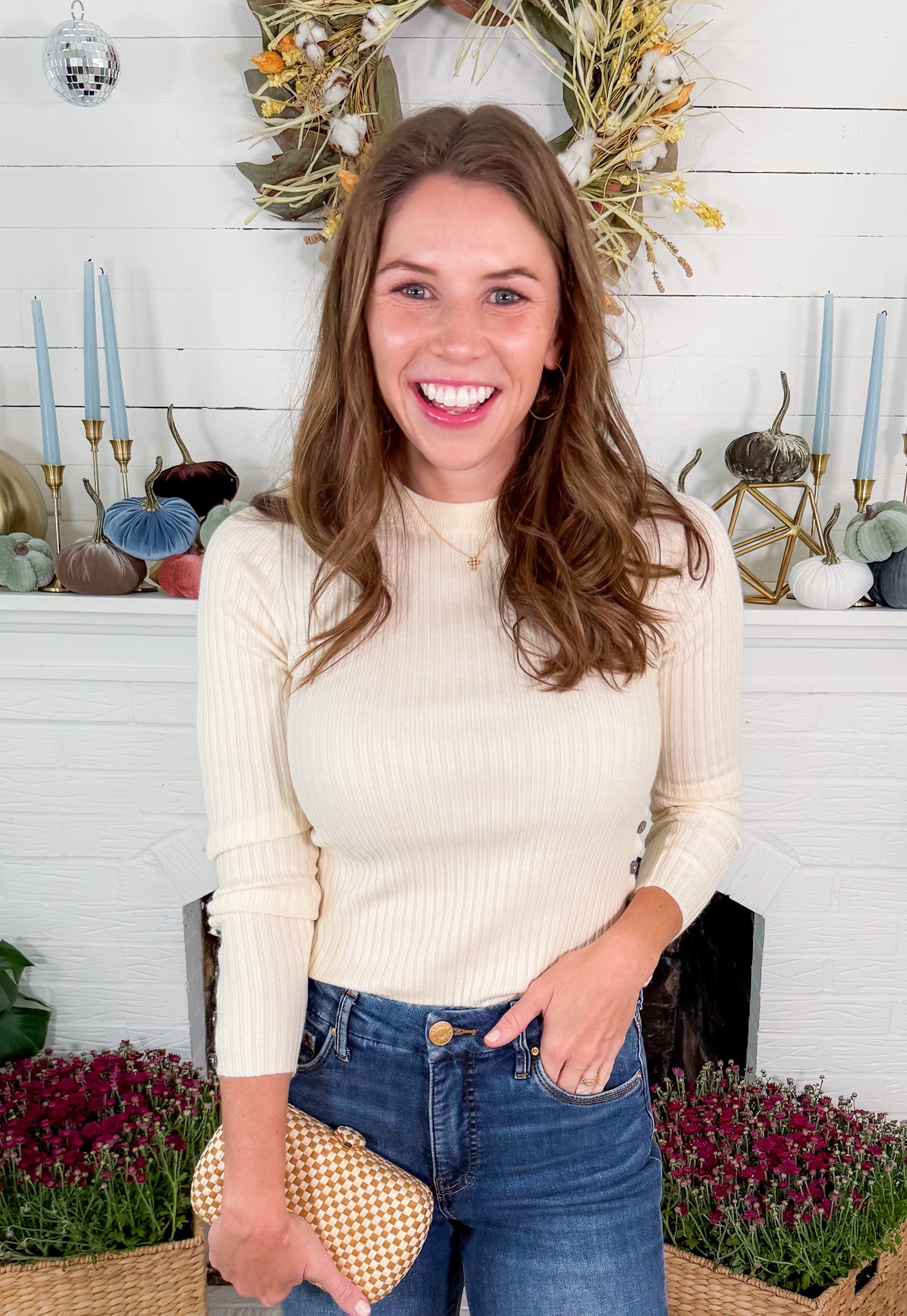 Amaryllis Creme Fitted Ribbed Sweater FRNCH