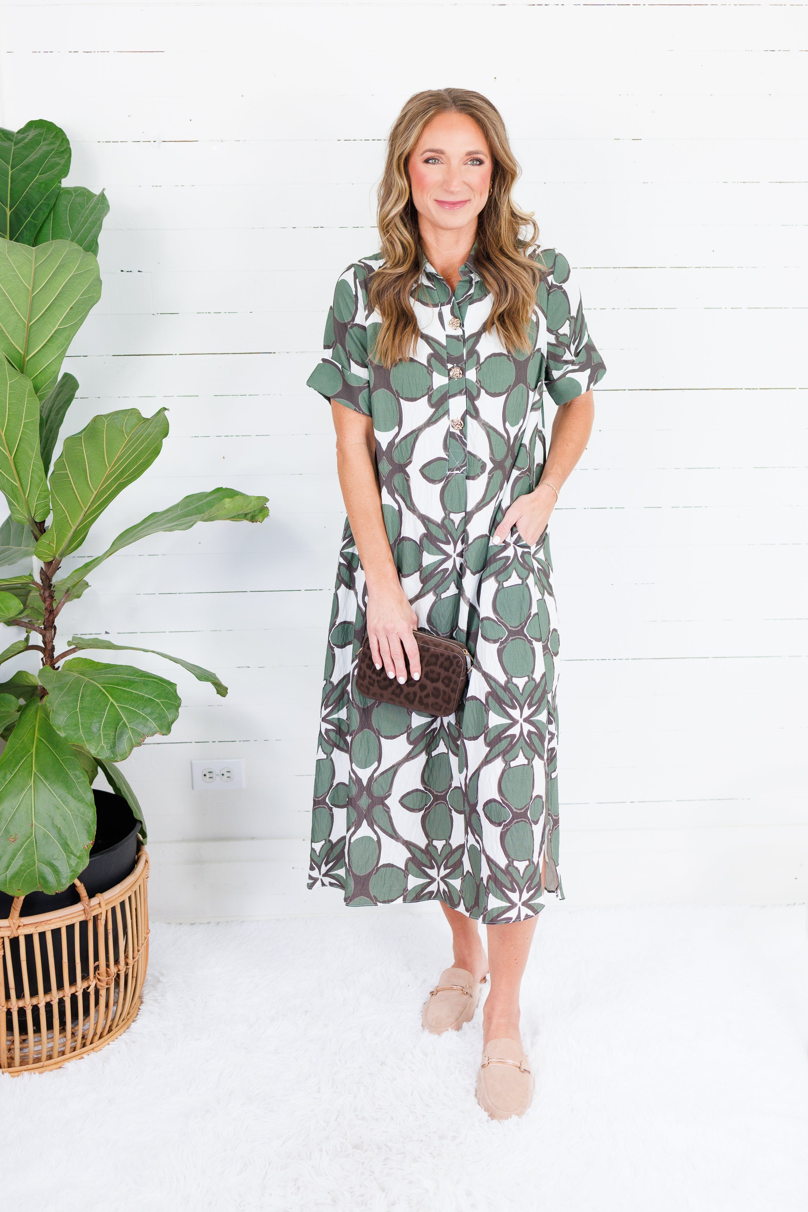 Bates Olive Abstract Camp Shirt Dress Entro
