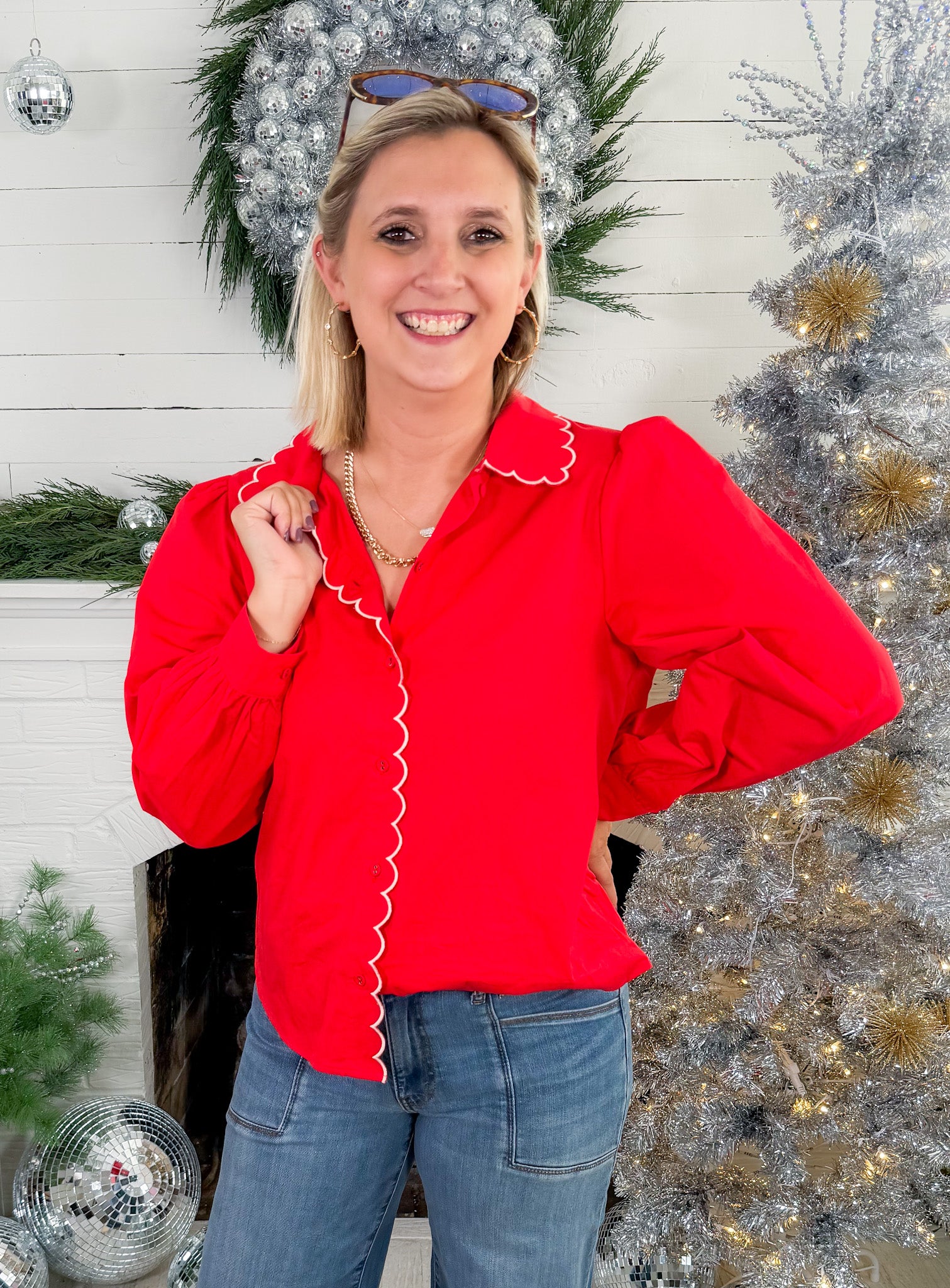 Benton Red Scallop Edge Top Jodifl 