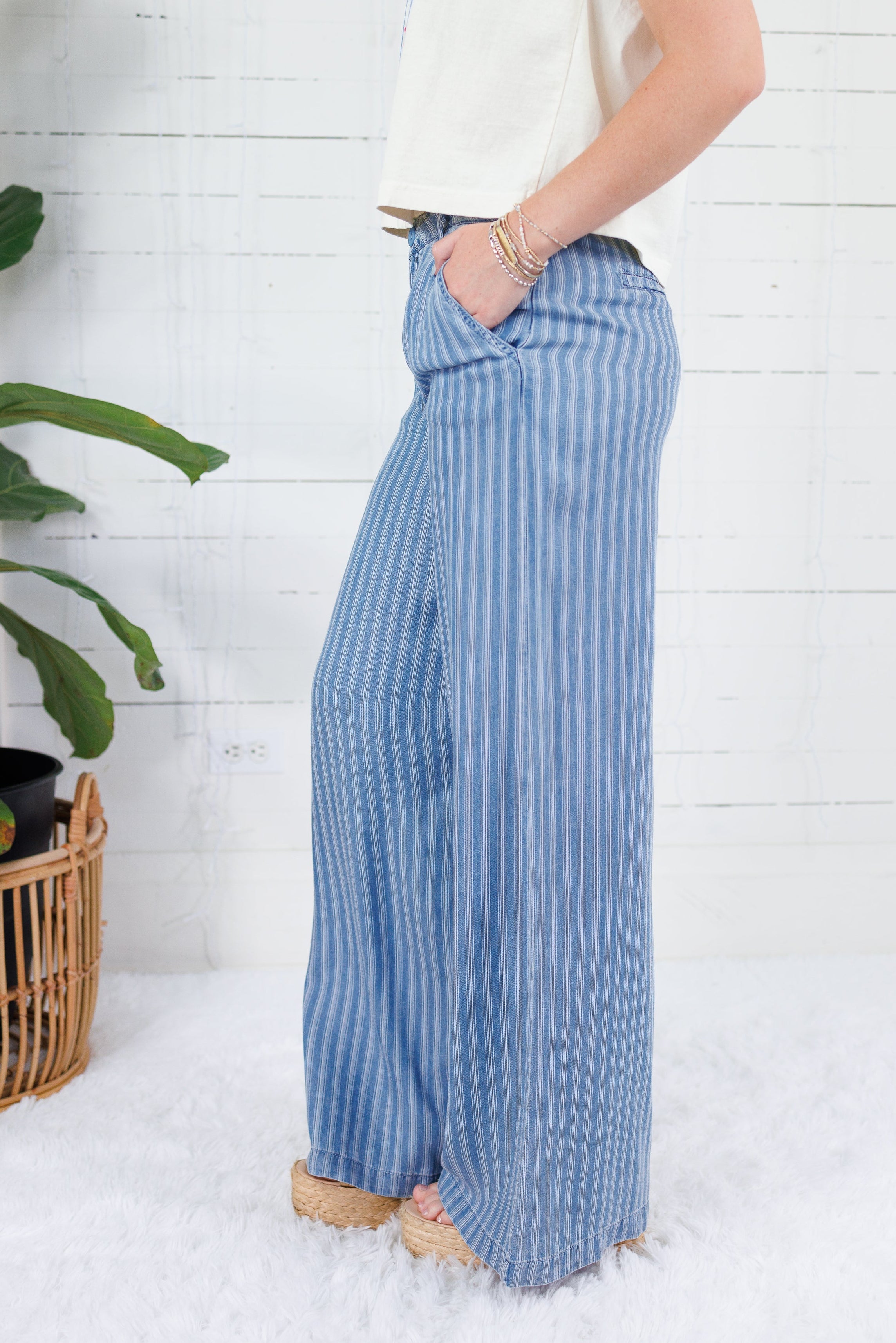 Blake Blue Ribbon High Rise Wide Leg Pant Kut