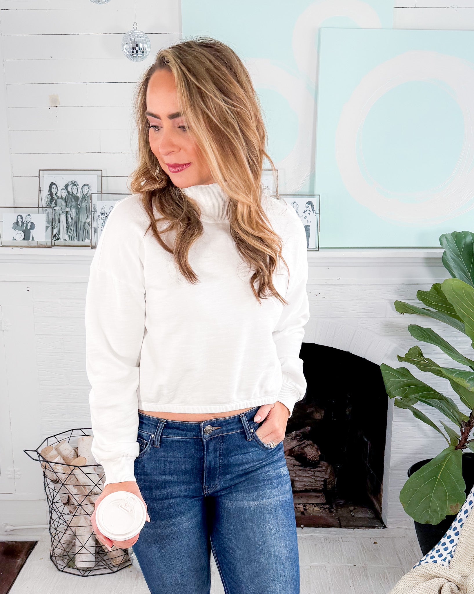 Bubble Hem White Crop Sweatshirt BOBI