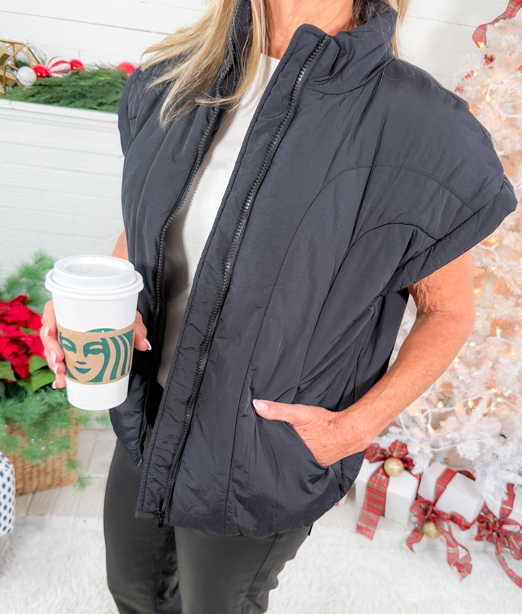 Campany Black Puffer Vest Jodifl
