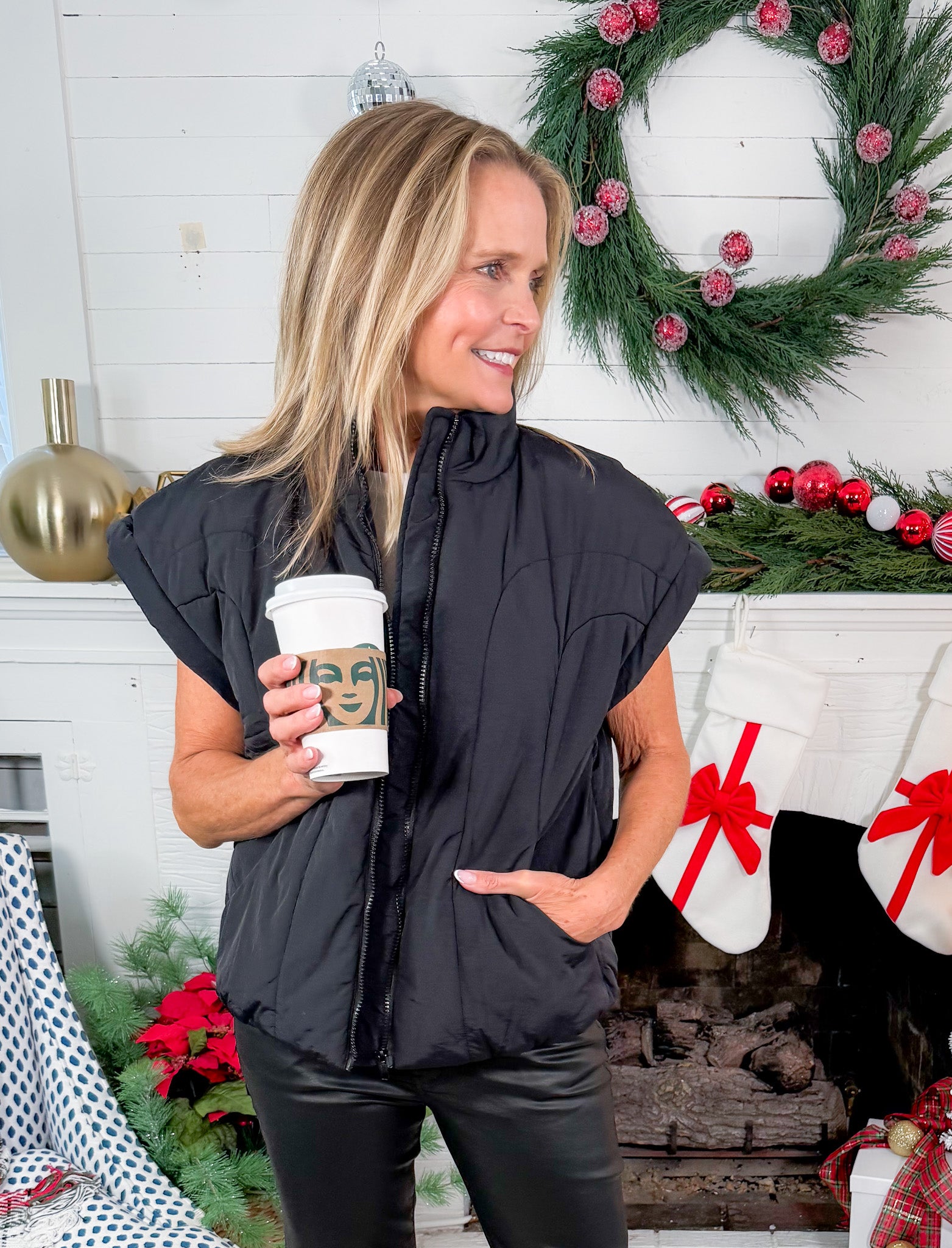 Campany Black Puffer Vest Jodifl