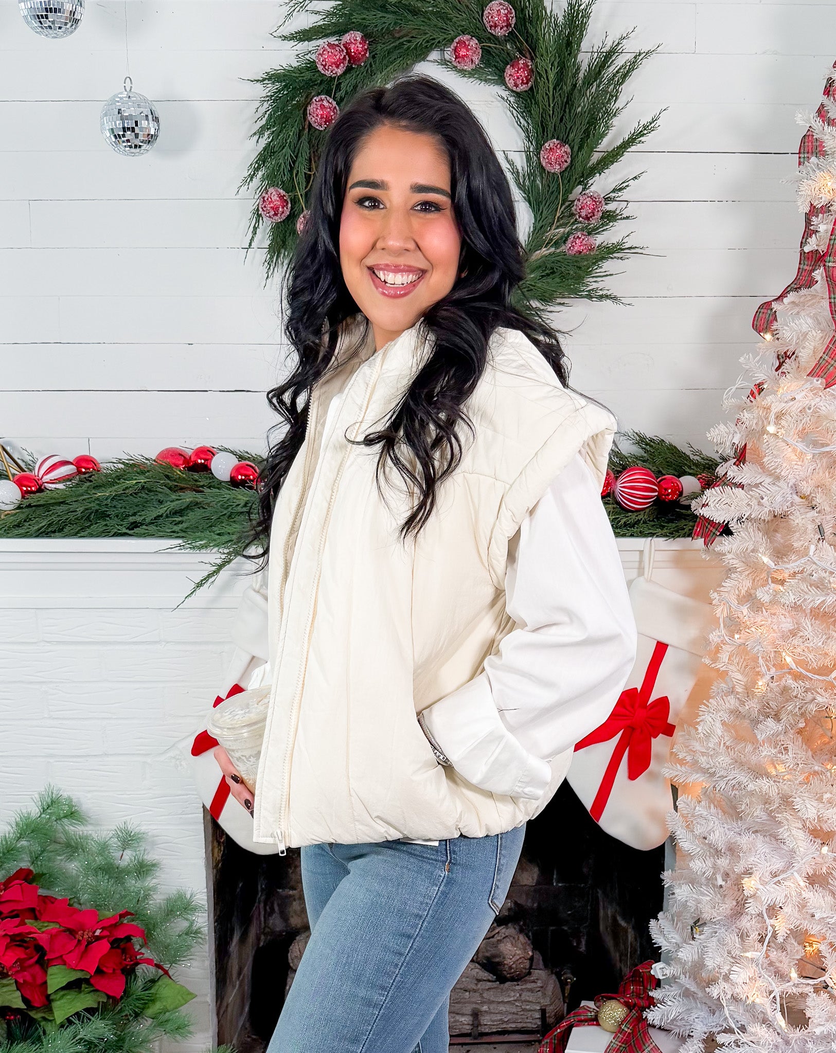 Campany Ivory Puffer Vest Jodifl