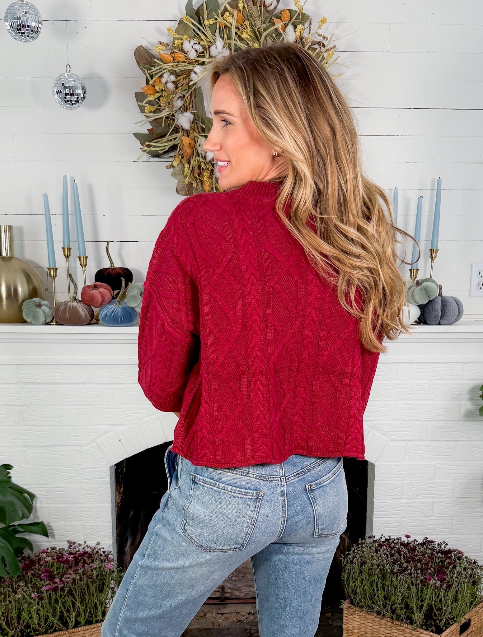 Carmen Burgundy Cable Knit Cropped Sweater Entro