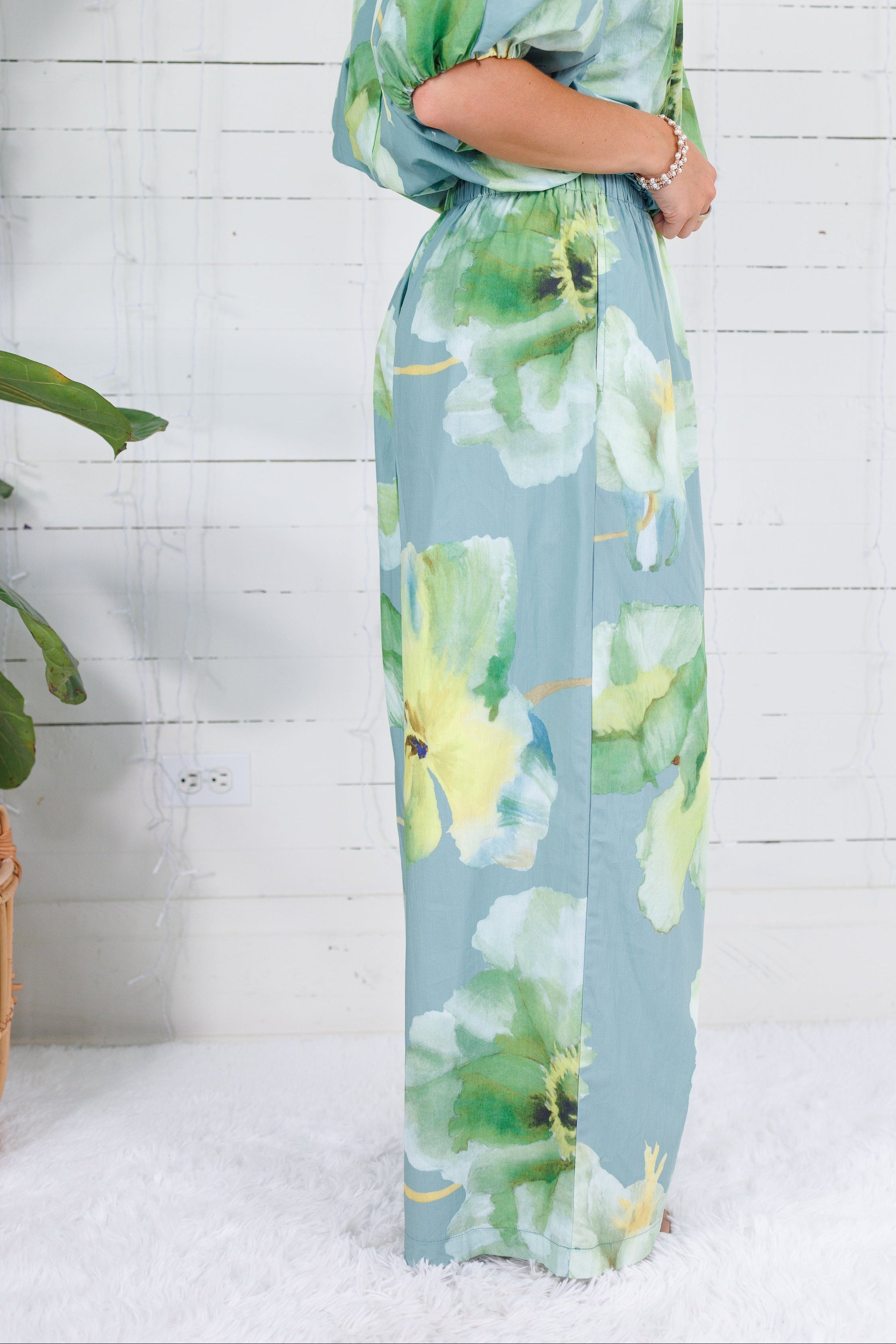 Cascade Sage Floral Wide Leg Pants Glam