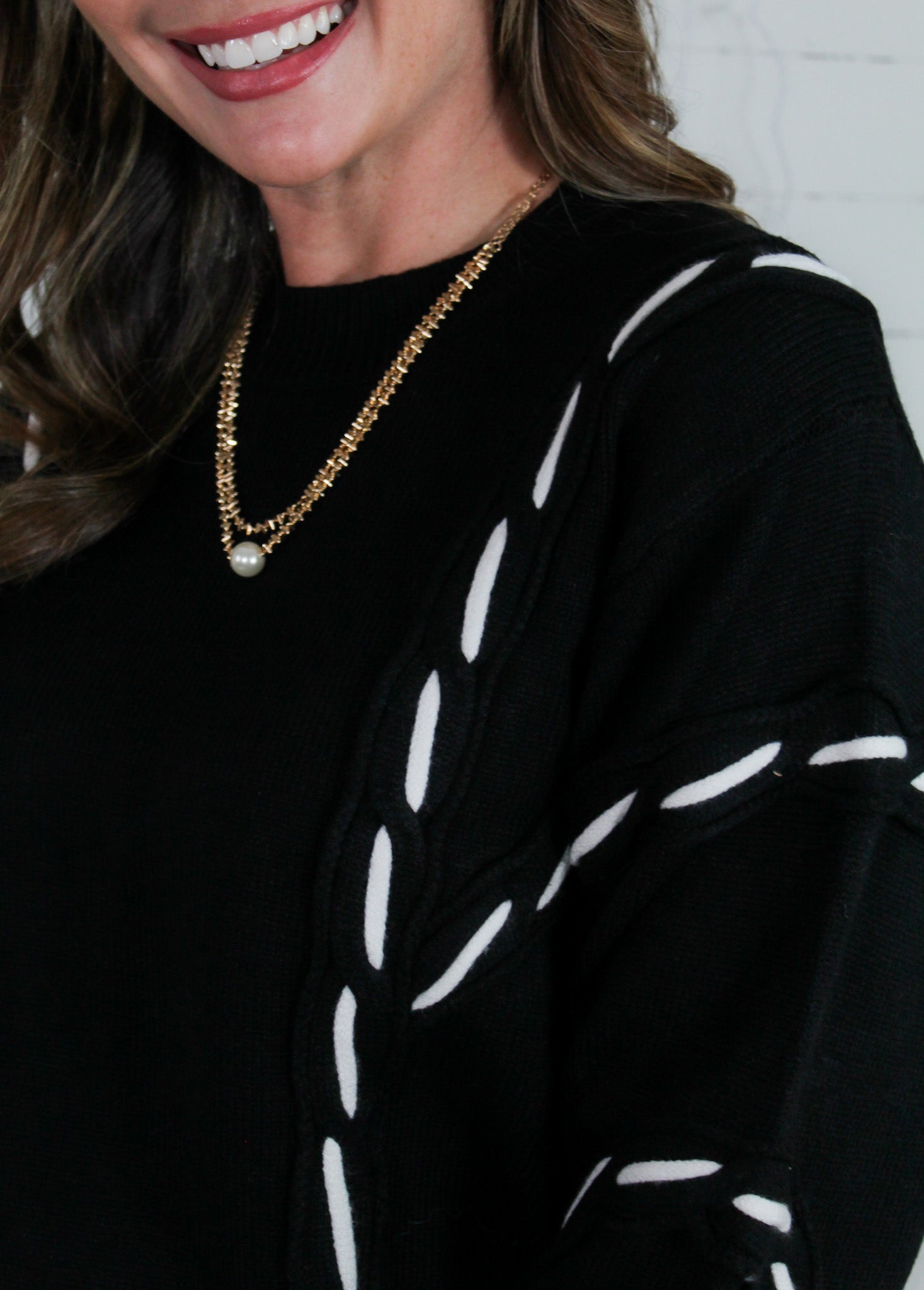 Collier Black + Ivory Trim Sweater THML
