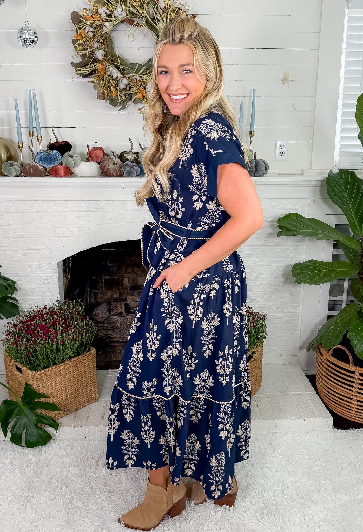 Constance Navy Tiered Maxi Dress Entro