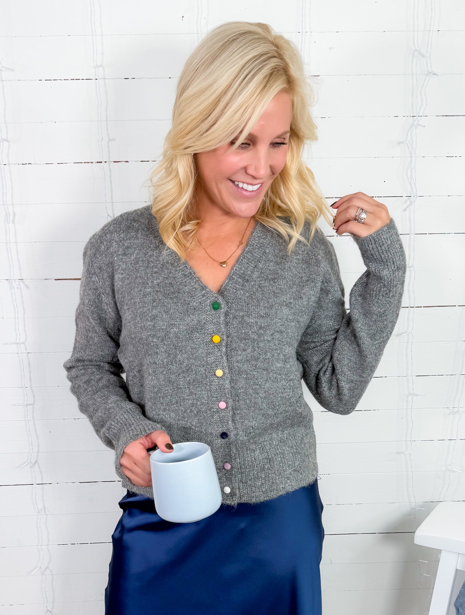 Conway Grey + Colorful Buttons Cardigan Compania Fantastica