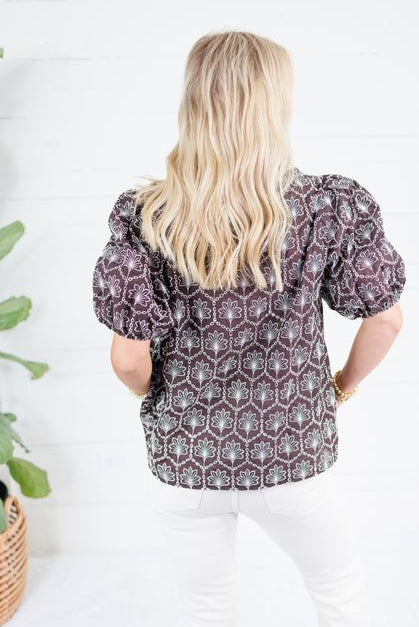 Crane Cocoa Embroidered Top Entro