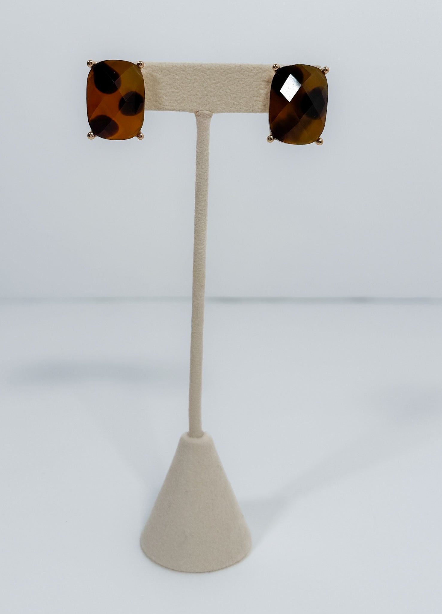 Dakota Tortoise Rectangle Stone Earring