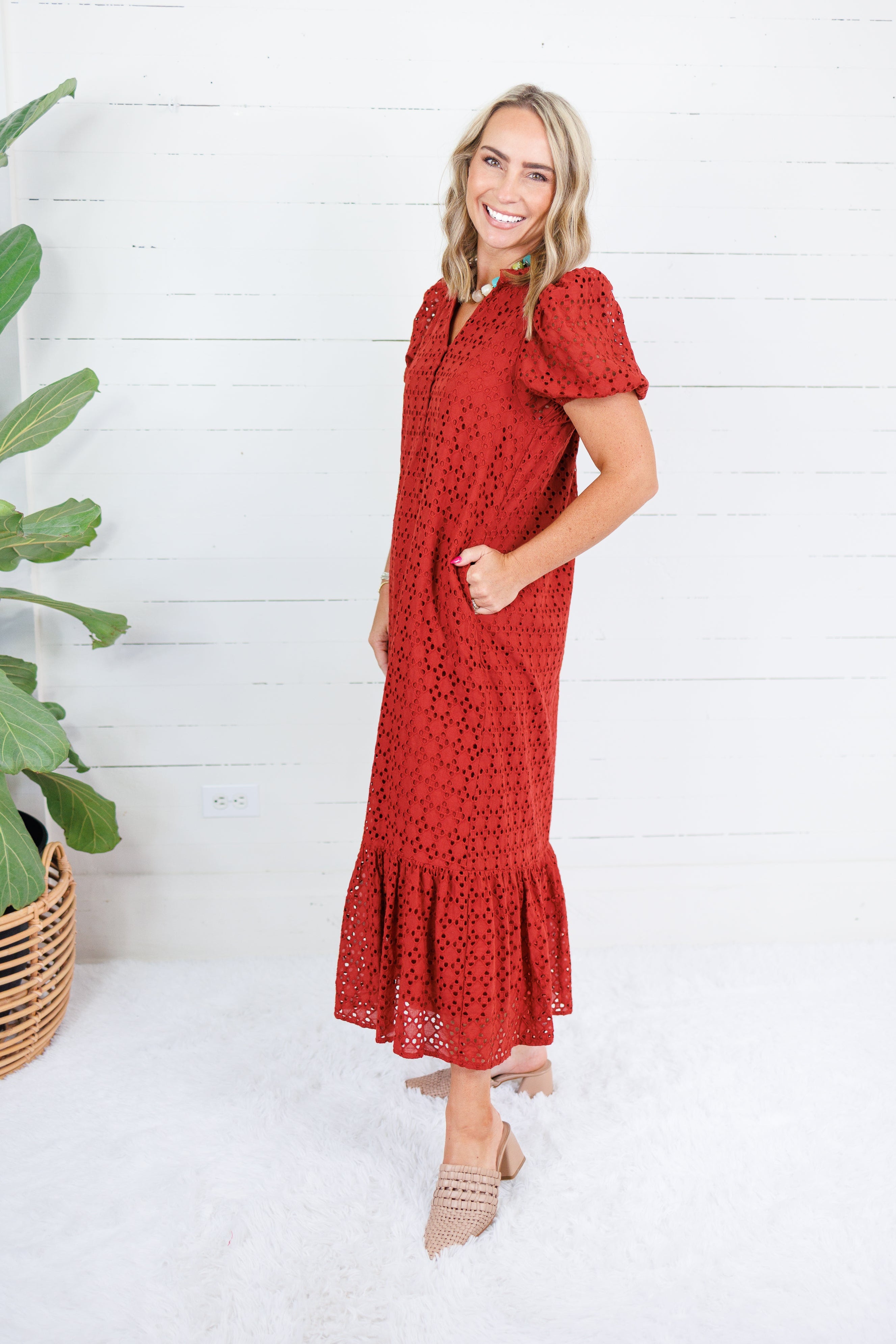 Evelyn Rust Eyelet Maxi Dress Entro