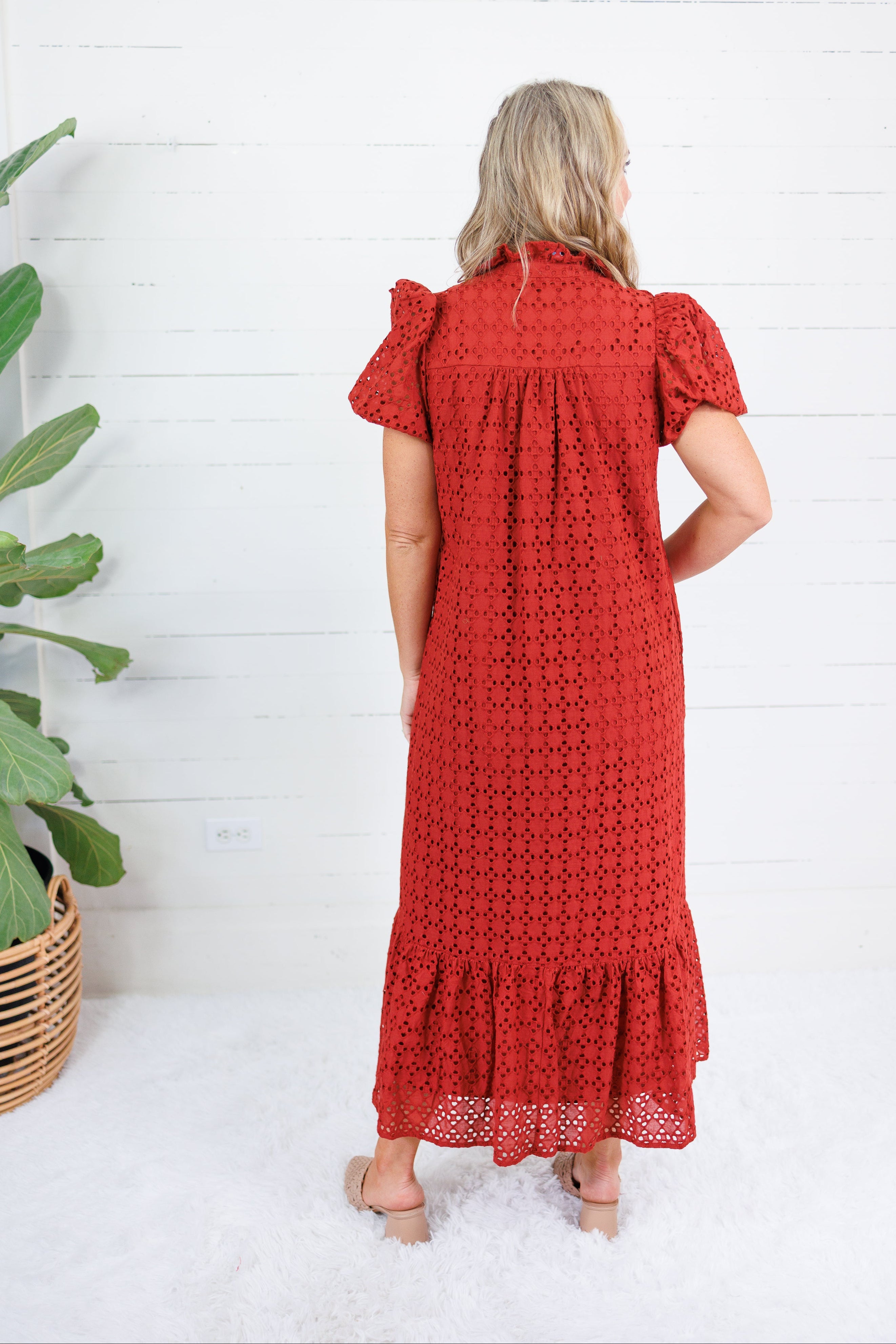 Evelyn Rust Eyelet Maxi Dress Entro