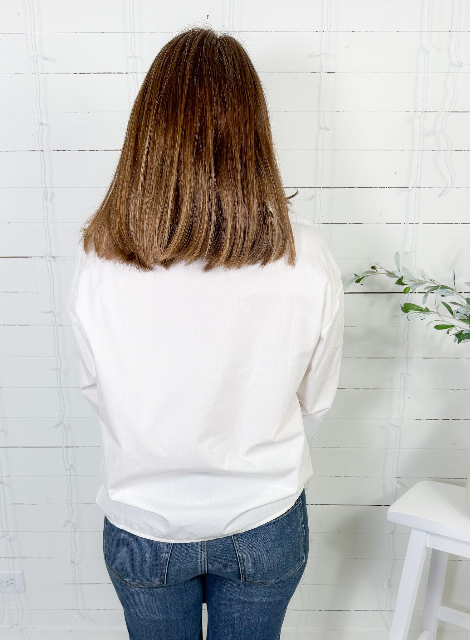 Fallon White Ruffle Front Top Compania Fantastica