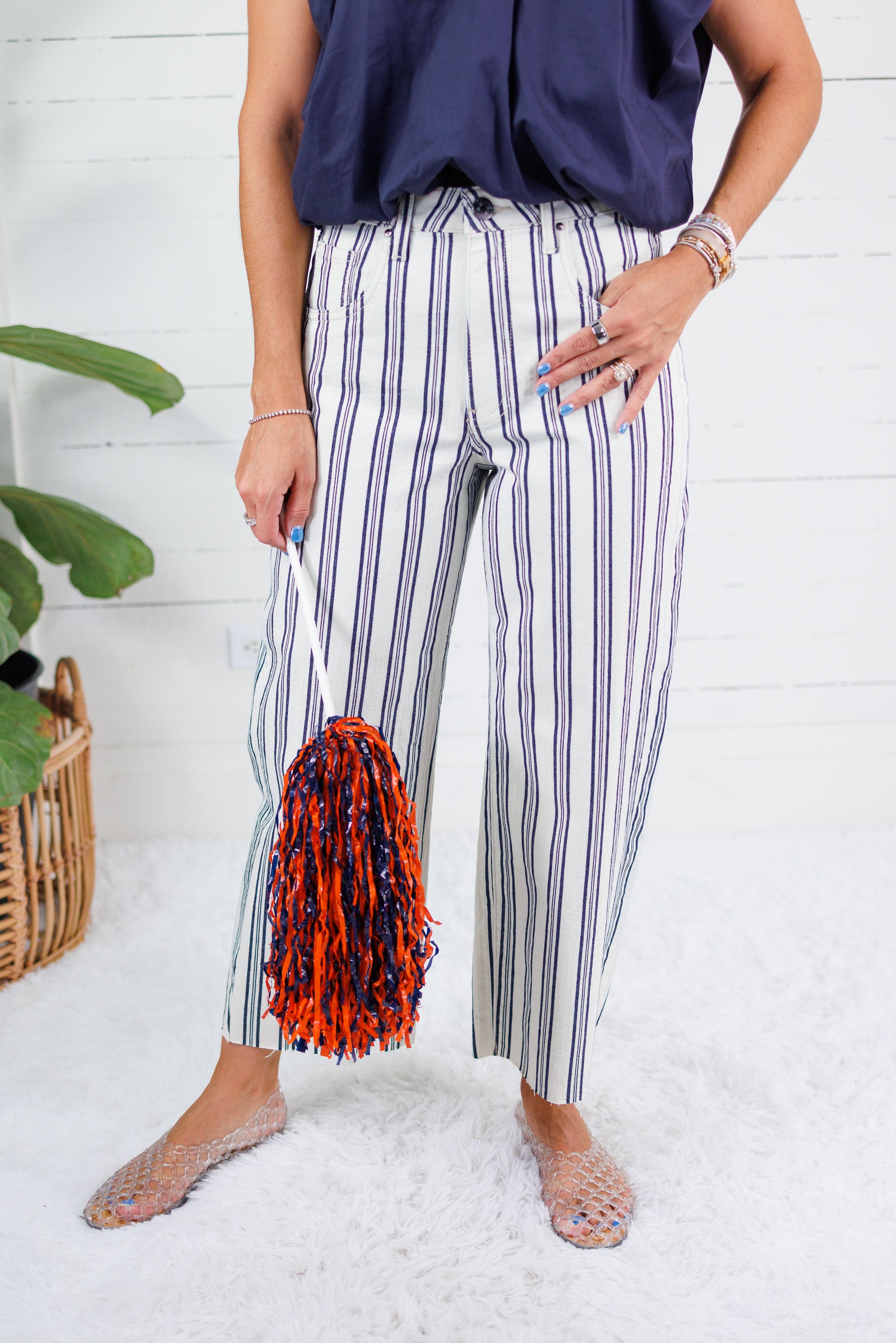 Gwen Navy + Ivory Stripe Wide Leg Slouchy Jean Kut