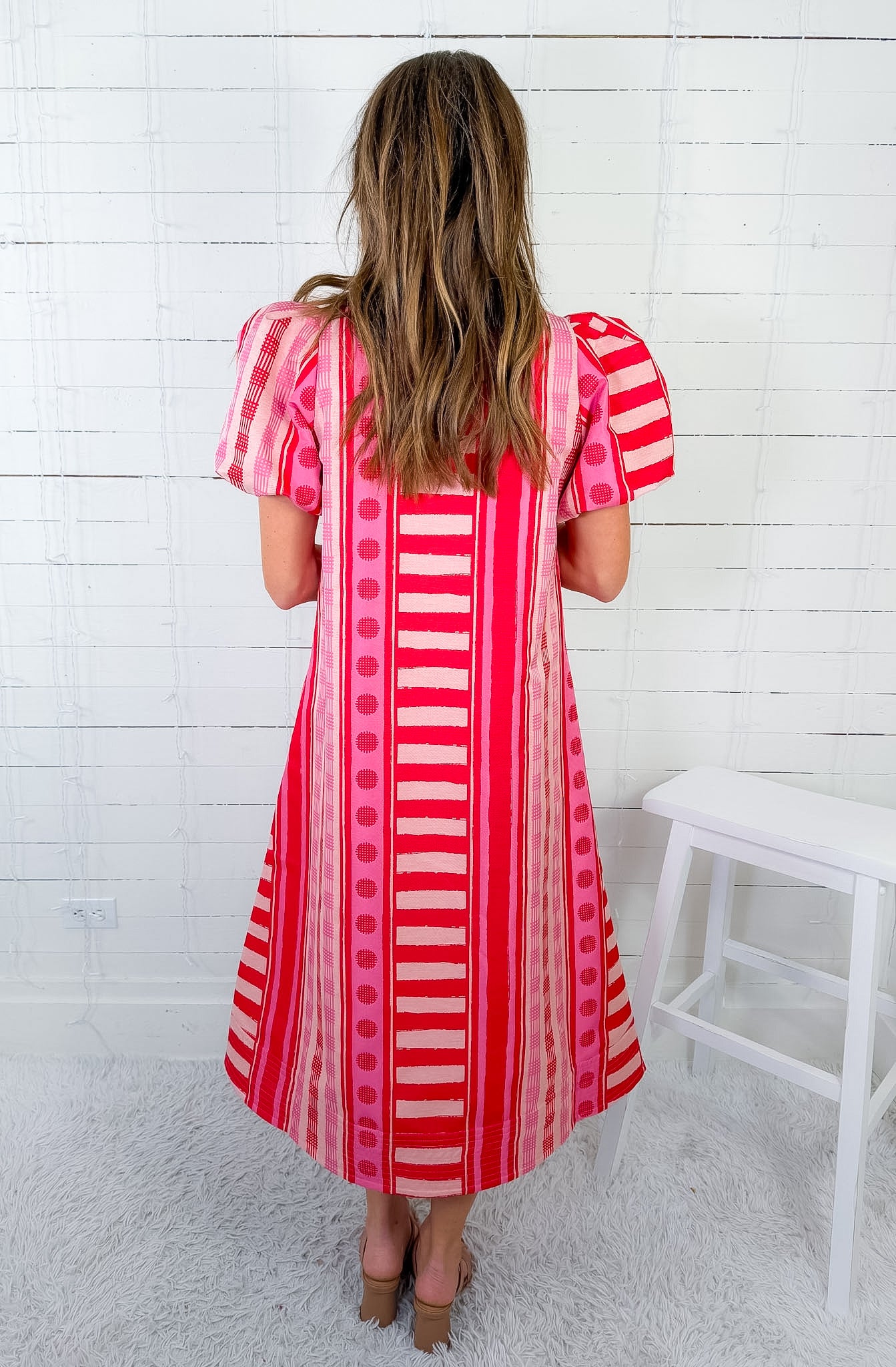 Hampton Peach Jubilee Midi Dress Emily Mccarthy