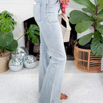 Happi Light Patch Pocket Flare Jeans Hidden