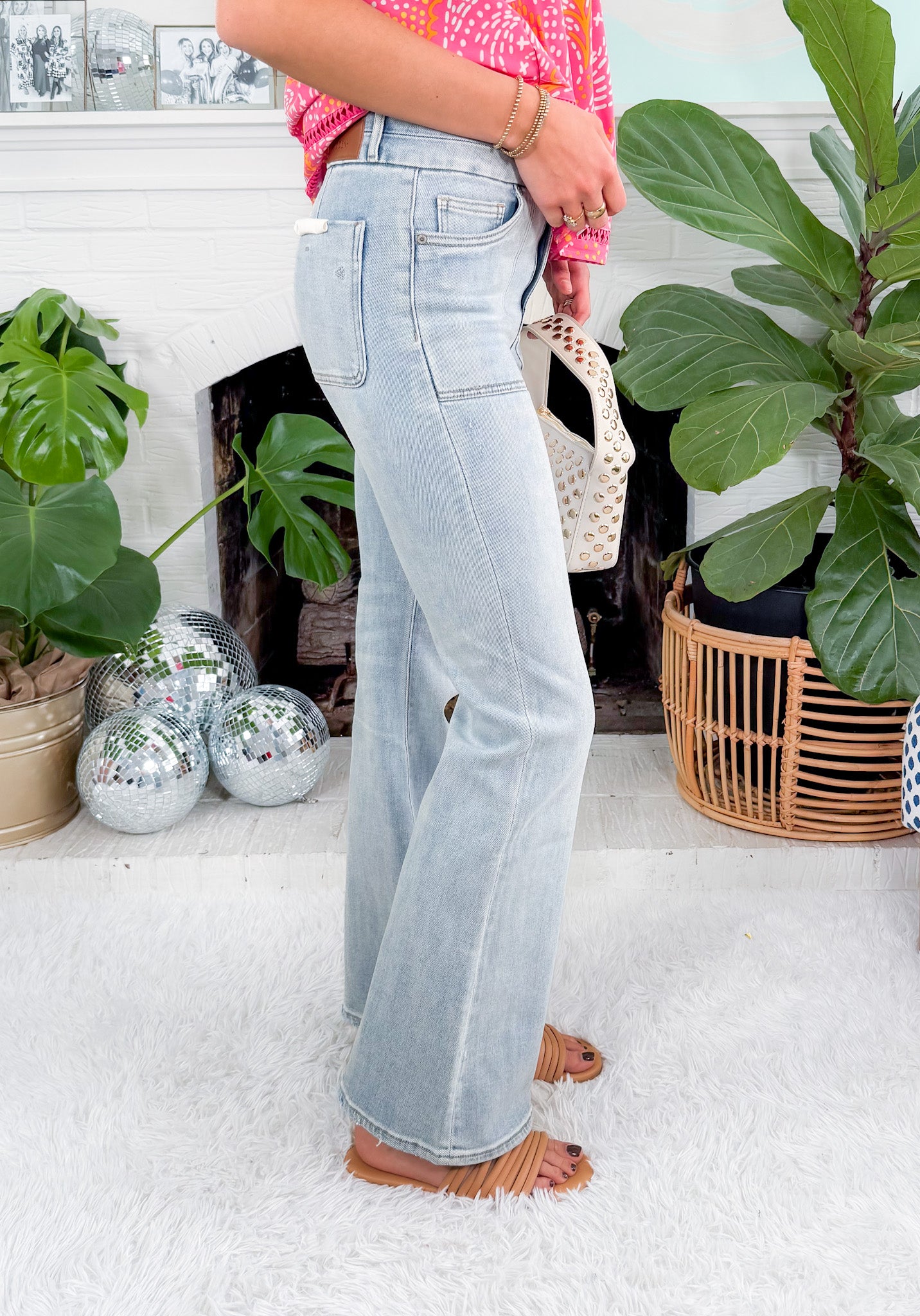 Happi Light Patch Pocket Flare Jeans Hidden