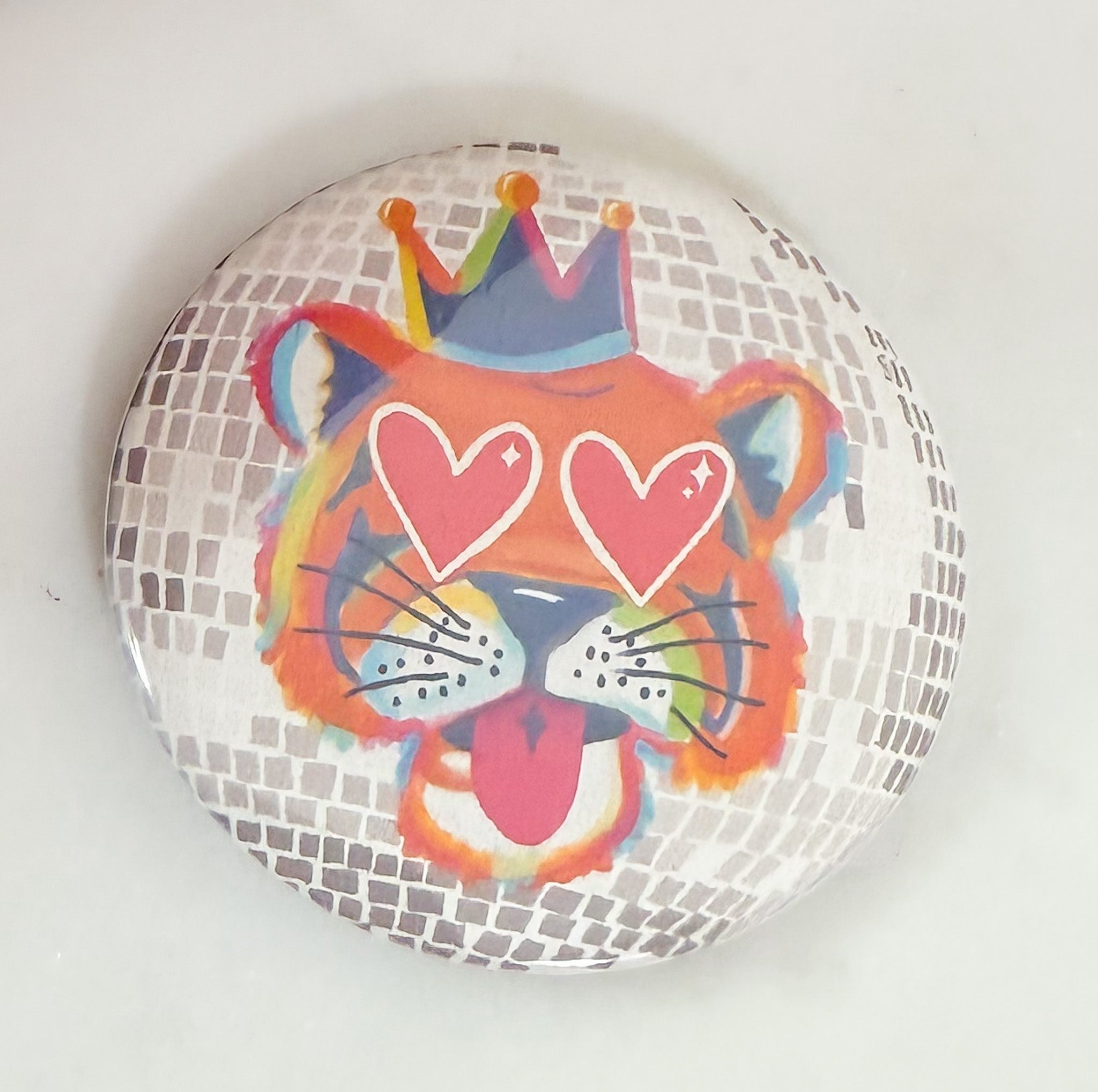 Heart-Eyed Disco Tiger Gameday Button (orange)