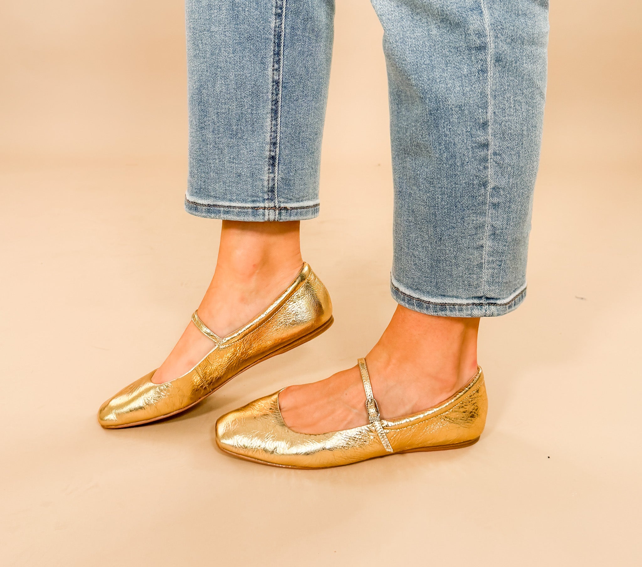 Reyes Distressed Gold Ballet Flats