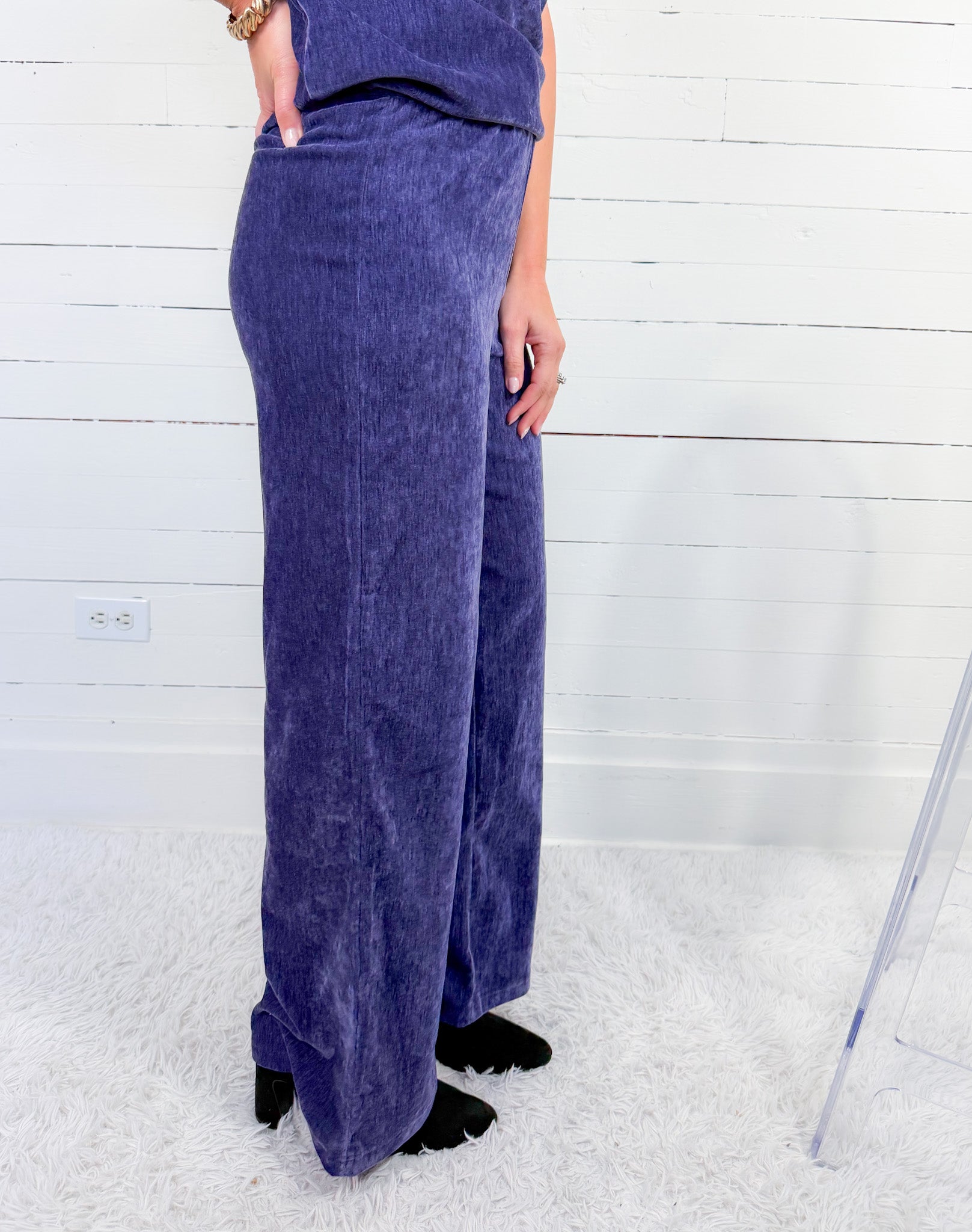 Ingrid Violet Velour Pants Compania Fantastica