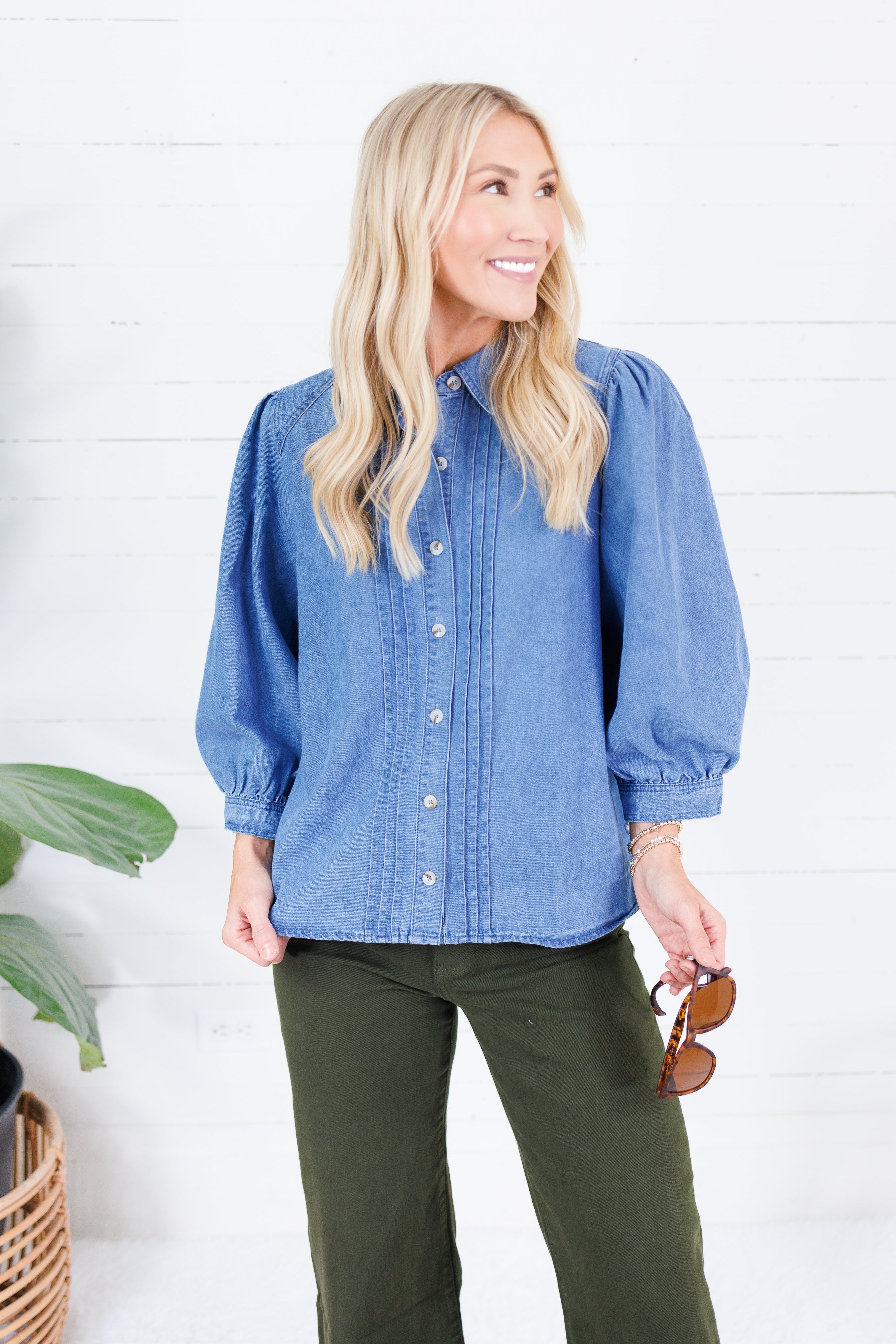 Janie Denim Tucks and Button Top Entro