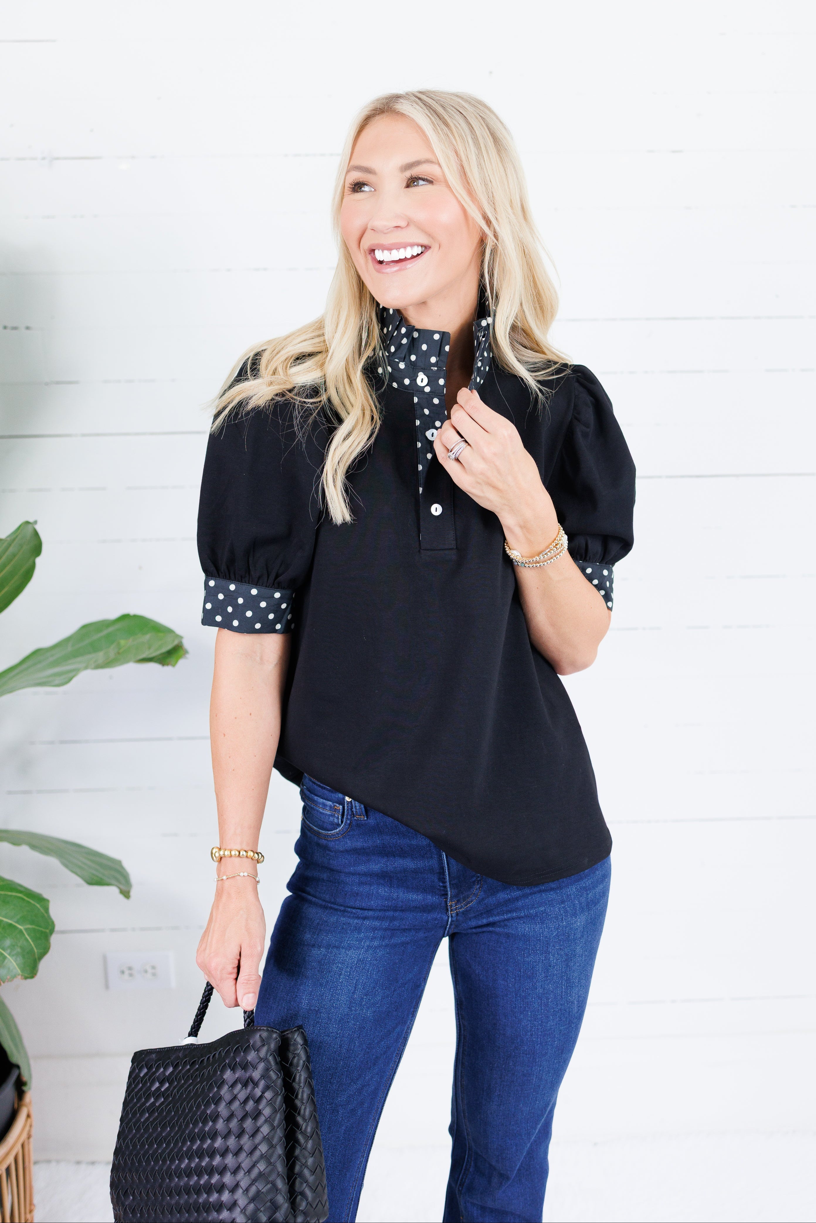 Johns Black Dotty Trim Top Entro
