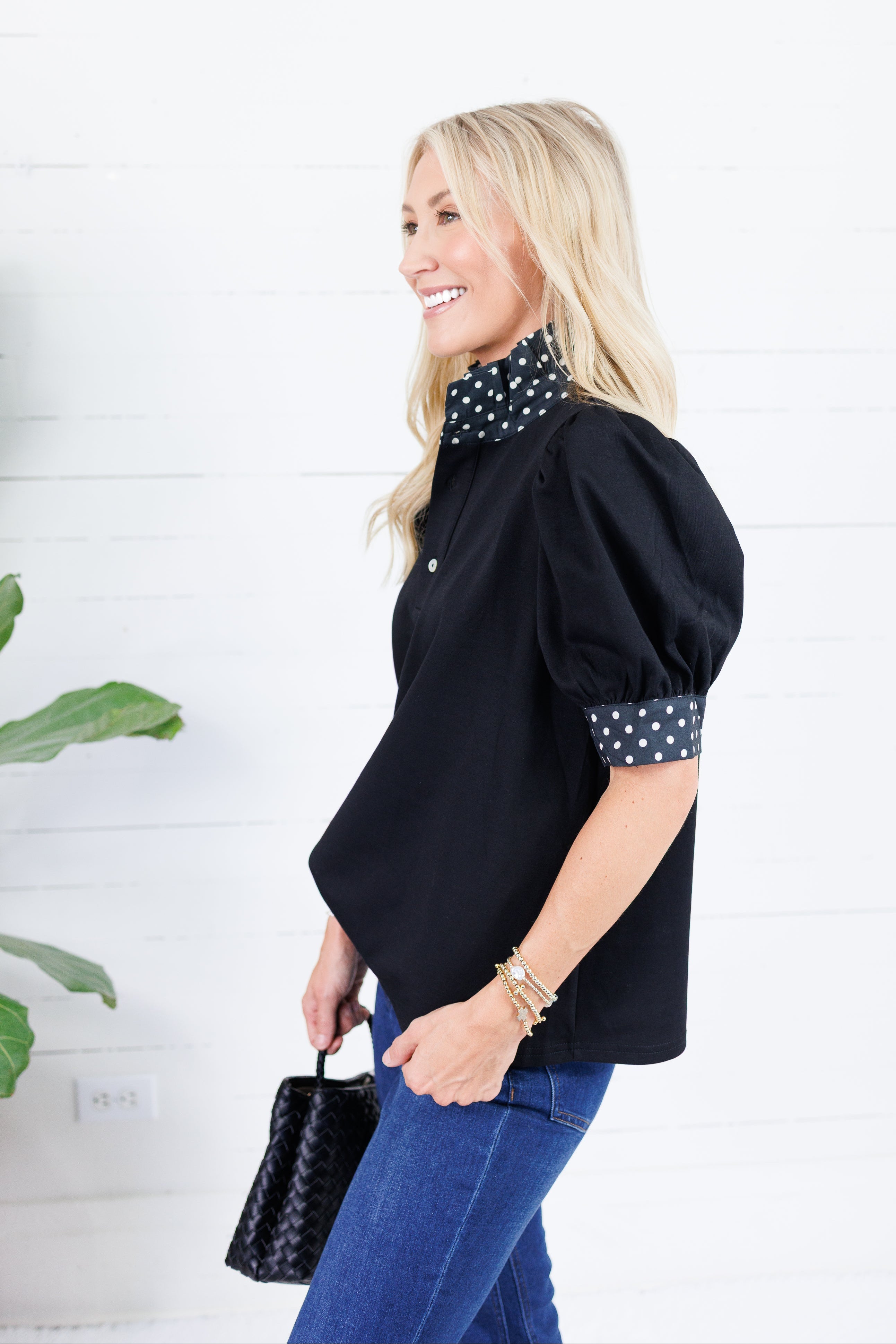 Johns Black Dotty Trim Top Entro