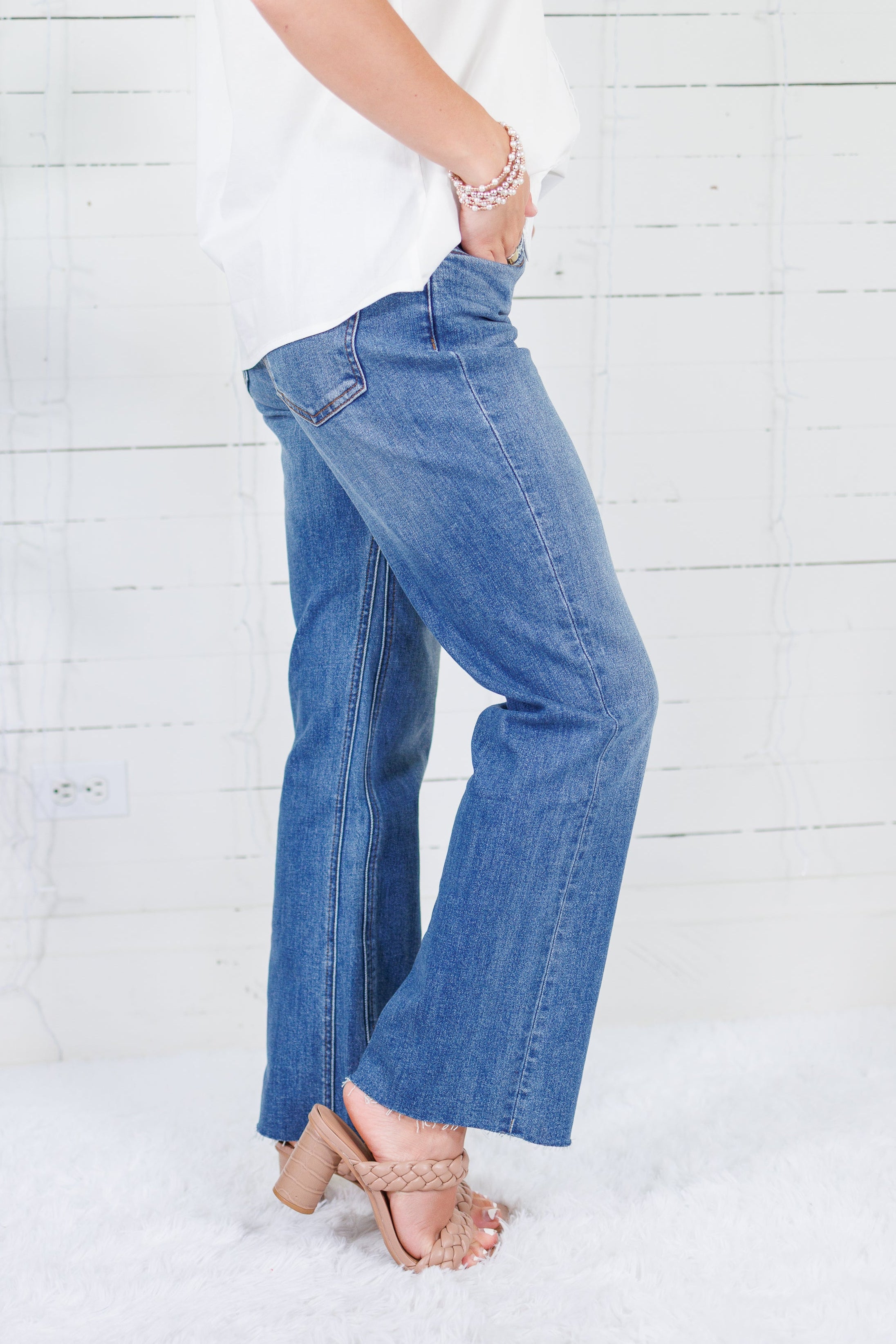 Kelsey Wonderful Wash High Rise Ankle Flare Jean KUT