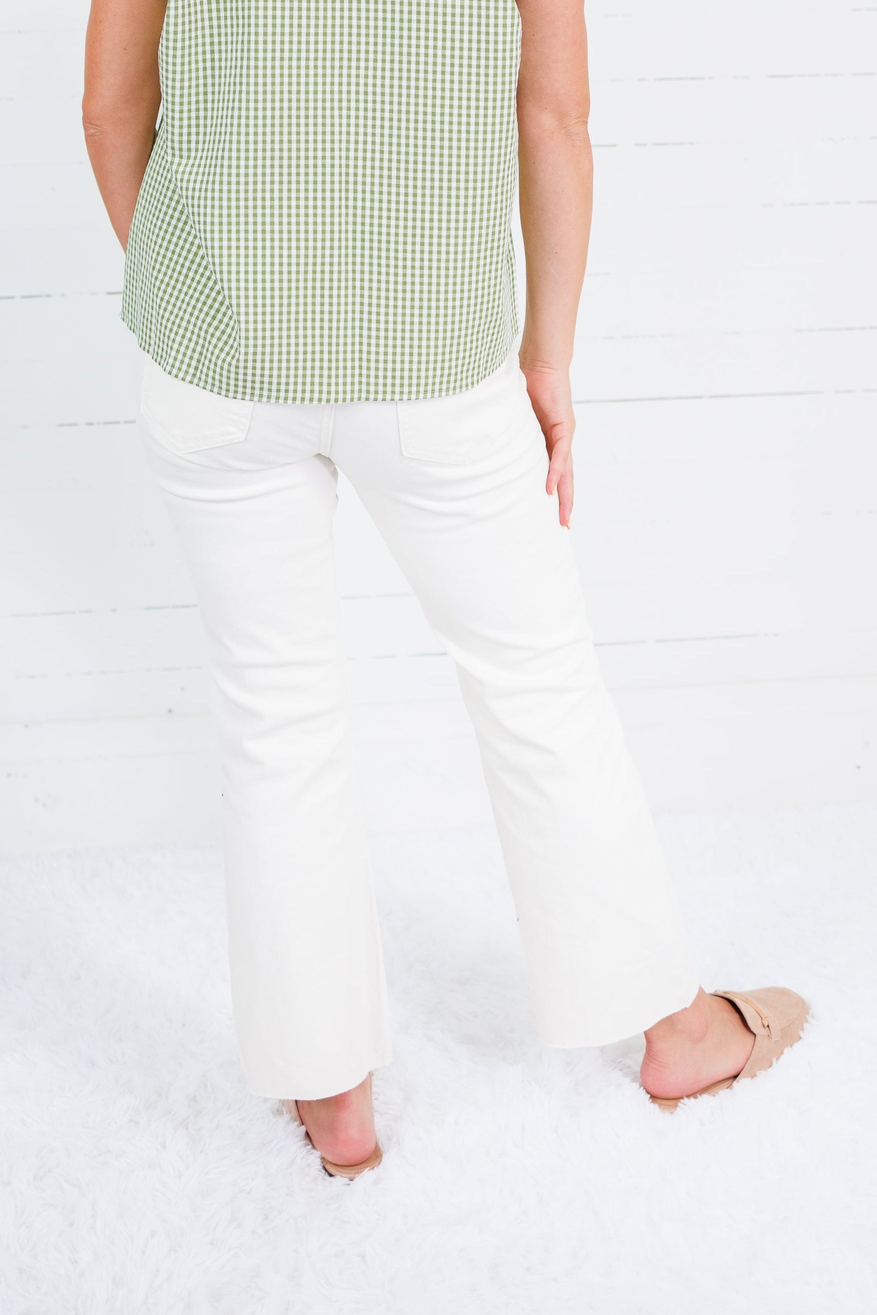 Kelsey Ecru High Rise Ankle Flare Raw Hem Jean Kut