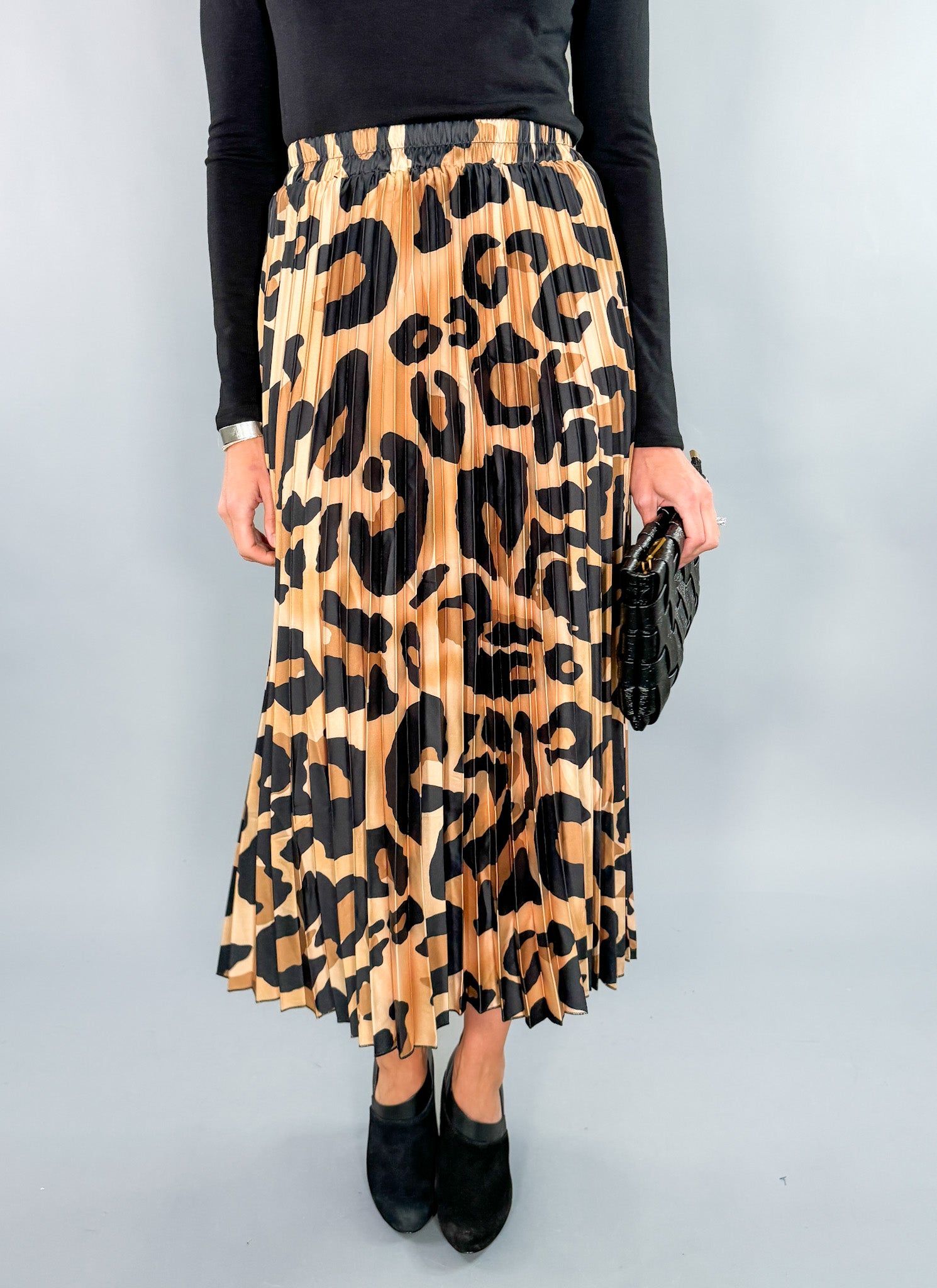 Leopard Print Pleated Maxi Skirt