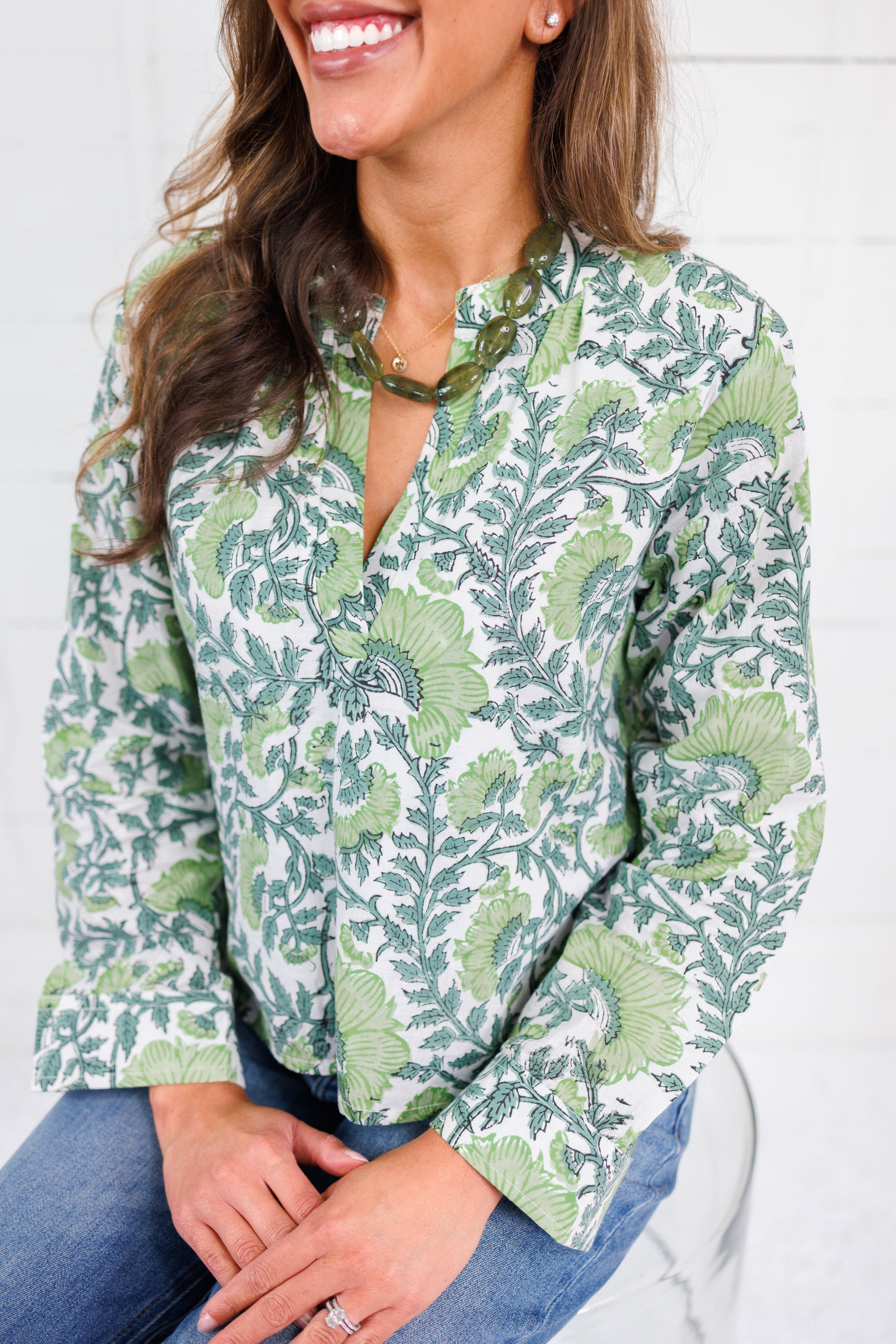 Maggie Oaks Melanie Green Vine Top