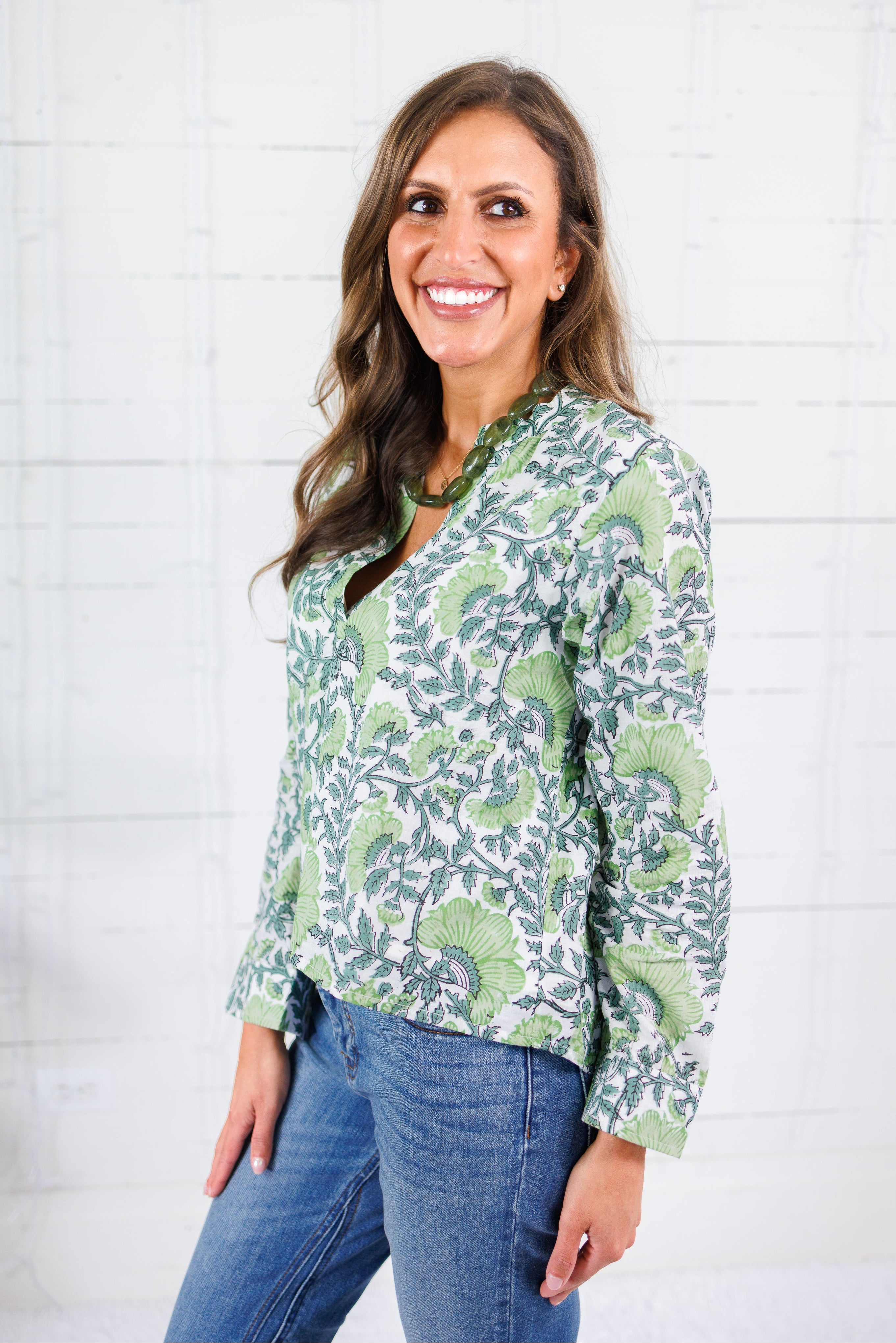 Maggie Oaks Melanie Green Vine Top