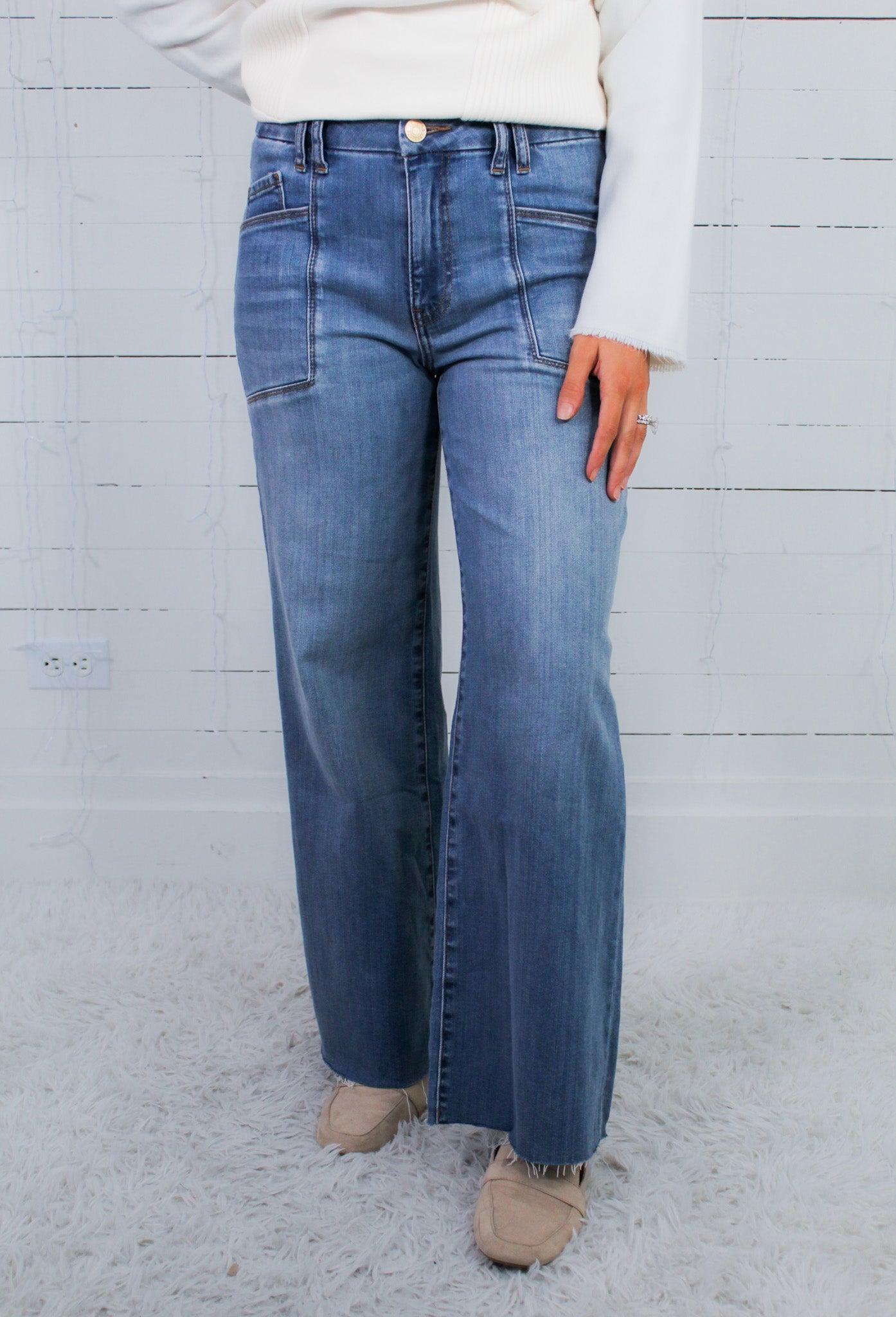 Meg Earn Wash High Rise Wide Leg Raw Hem Jeans KUT