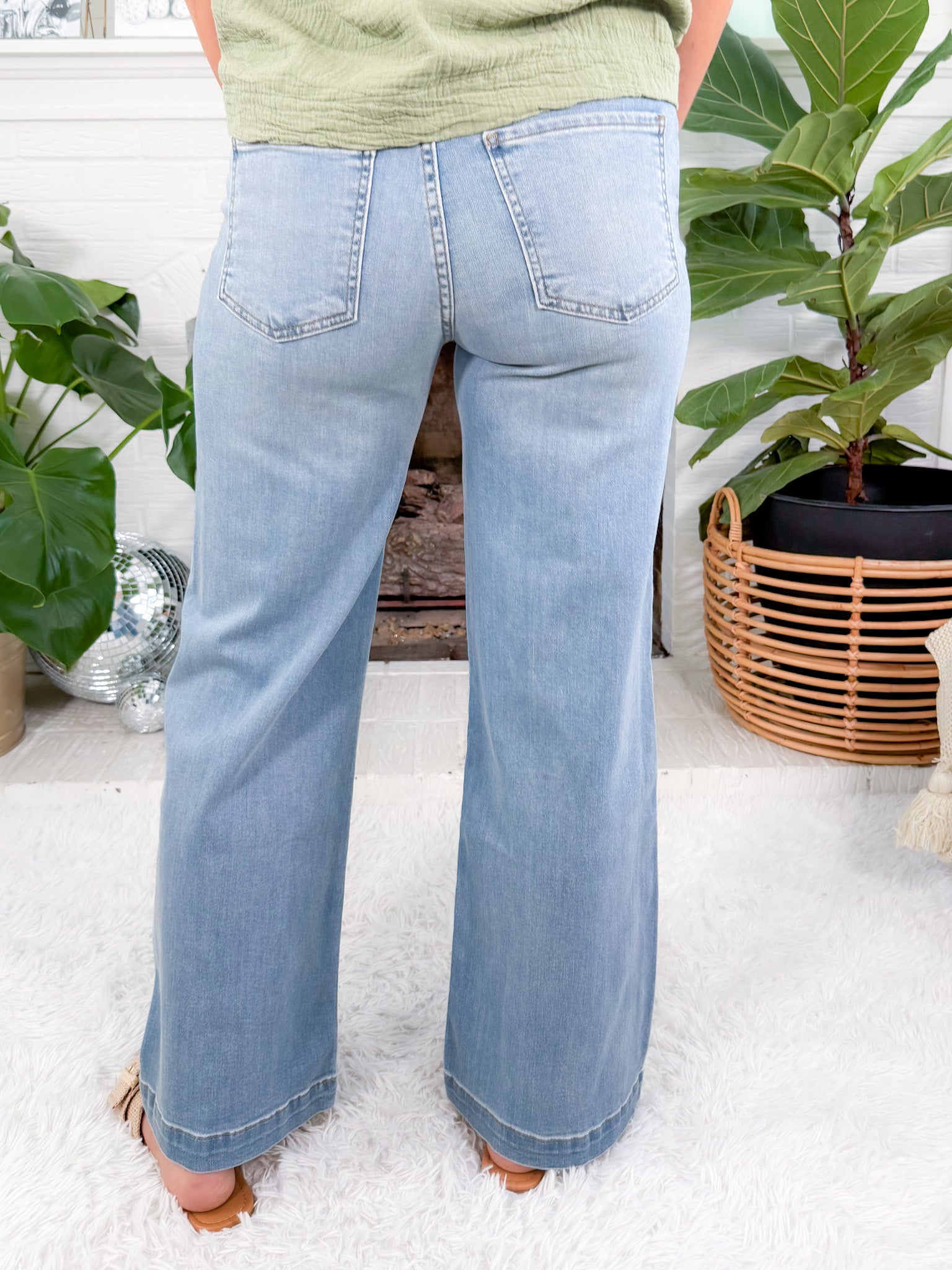 Meg Fortitude Patch Pockets Jeans KUT