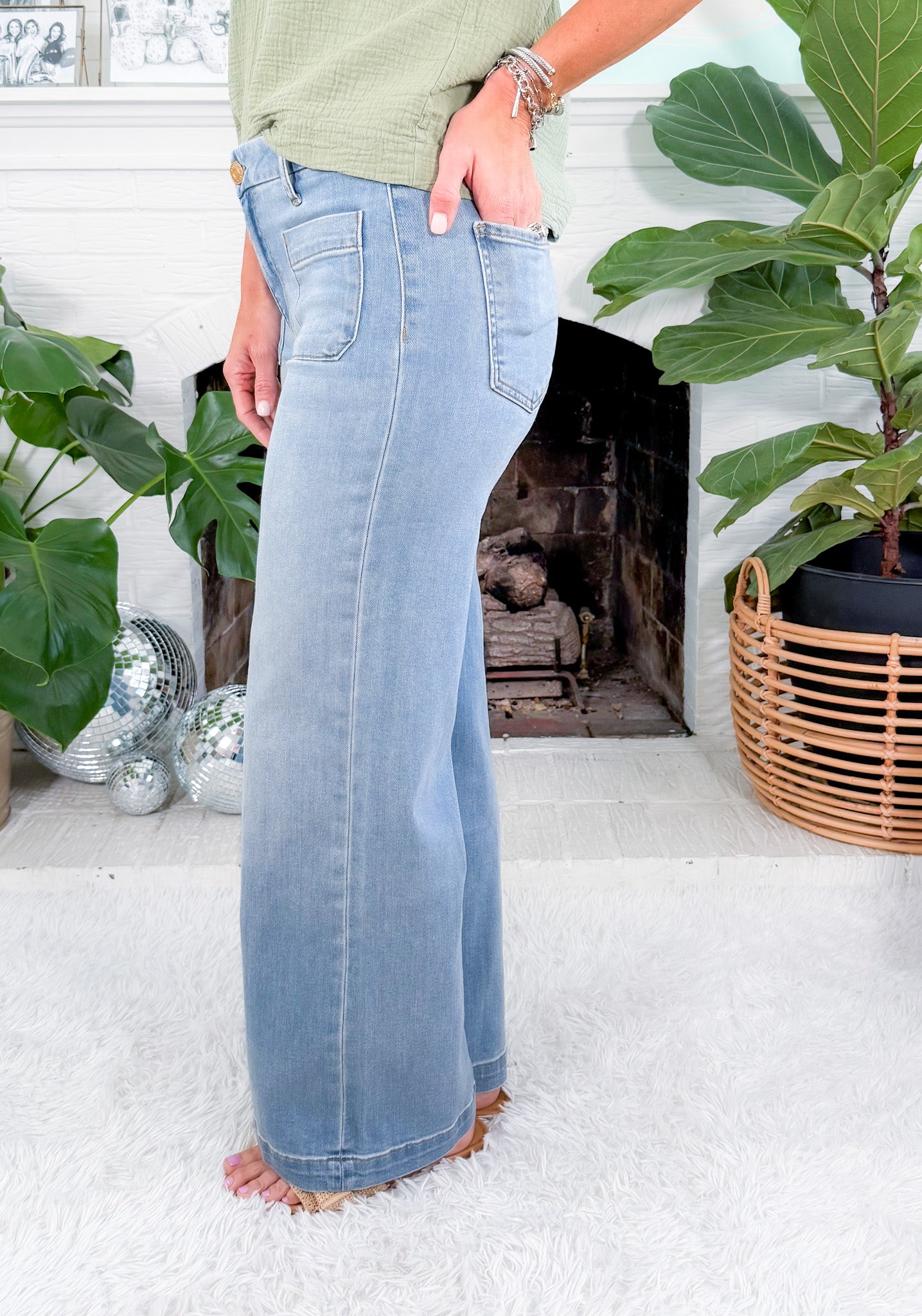 Meg Fortitude Patch Pockets Jeans KUT
