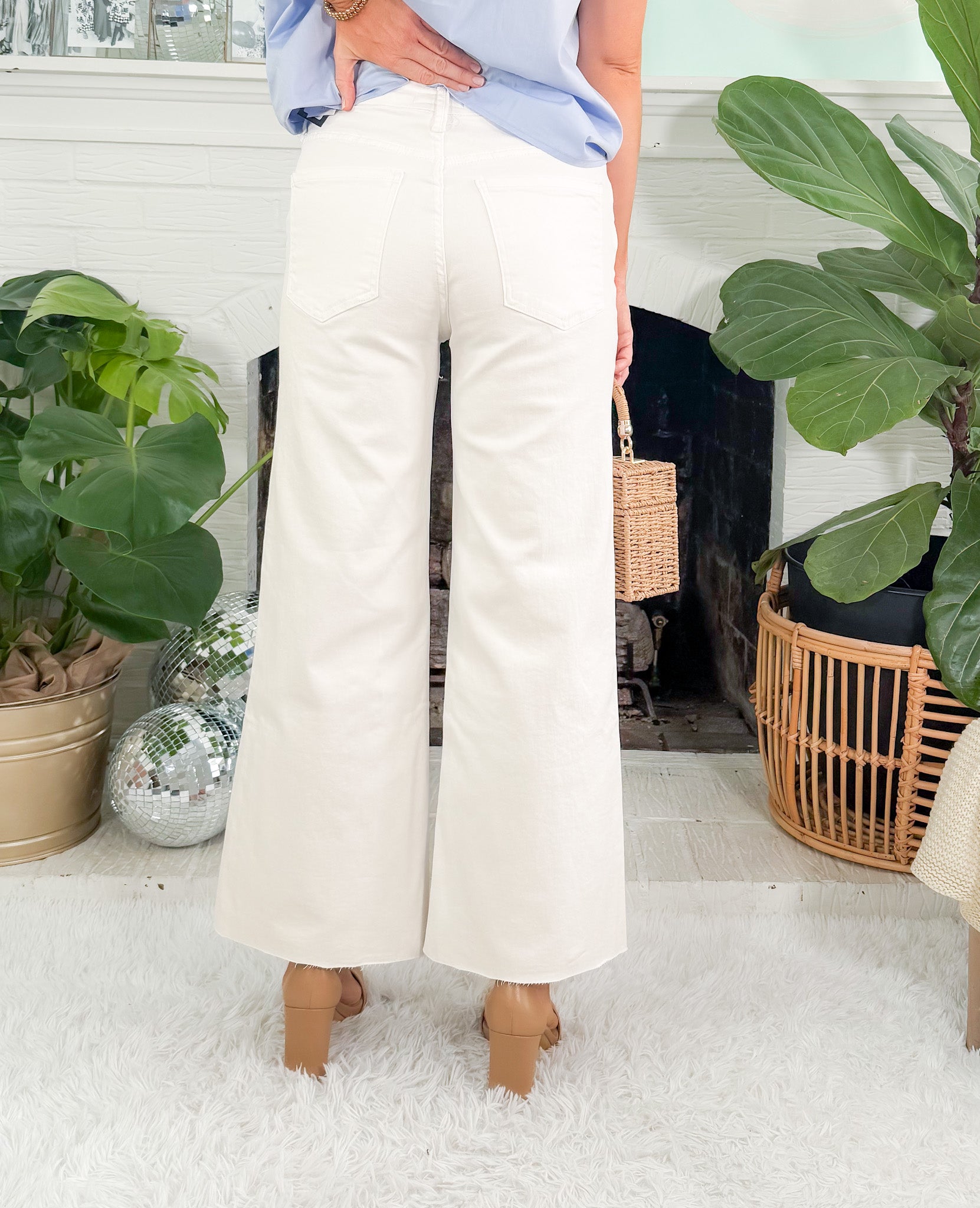 Meg Optic White High Rise Wide Leg Raw Hem Jean KUT