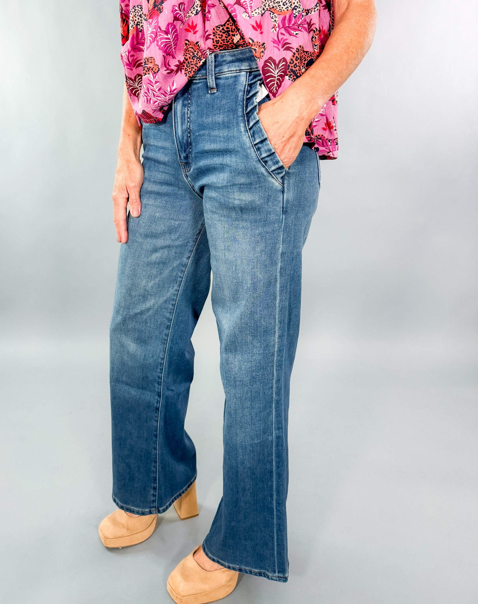 Meg Superb Ruffle Pocket Wide Leg Jean KUT