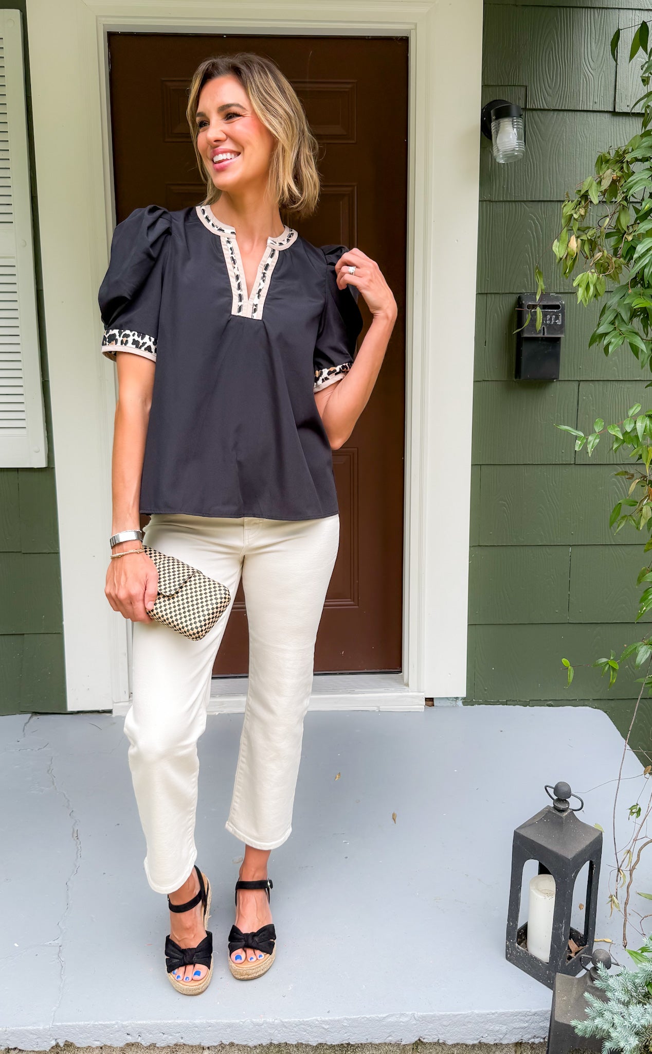 Milsaps Black + Leopard Trim Top Entro