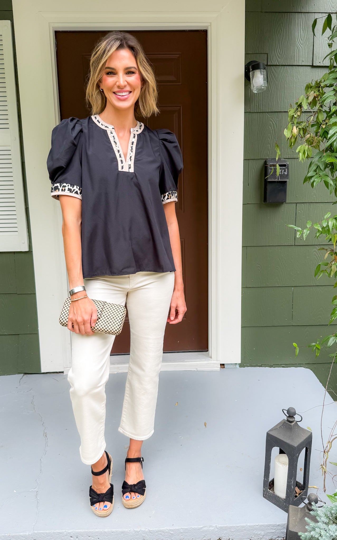 Milsaps Black + Leopard Trim Top Entro