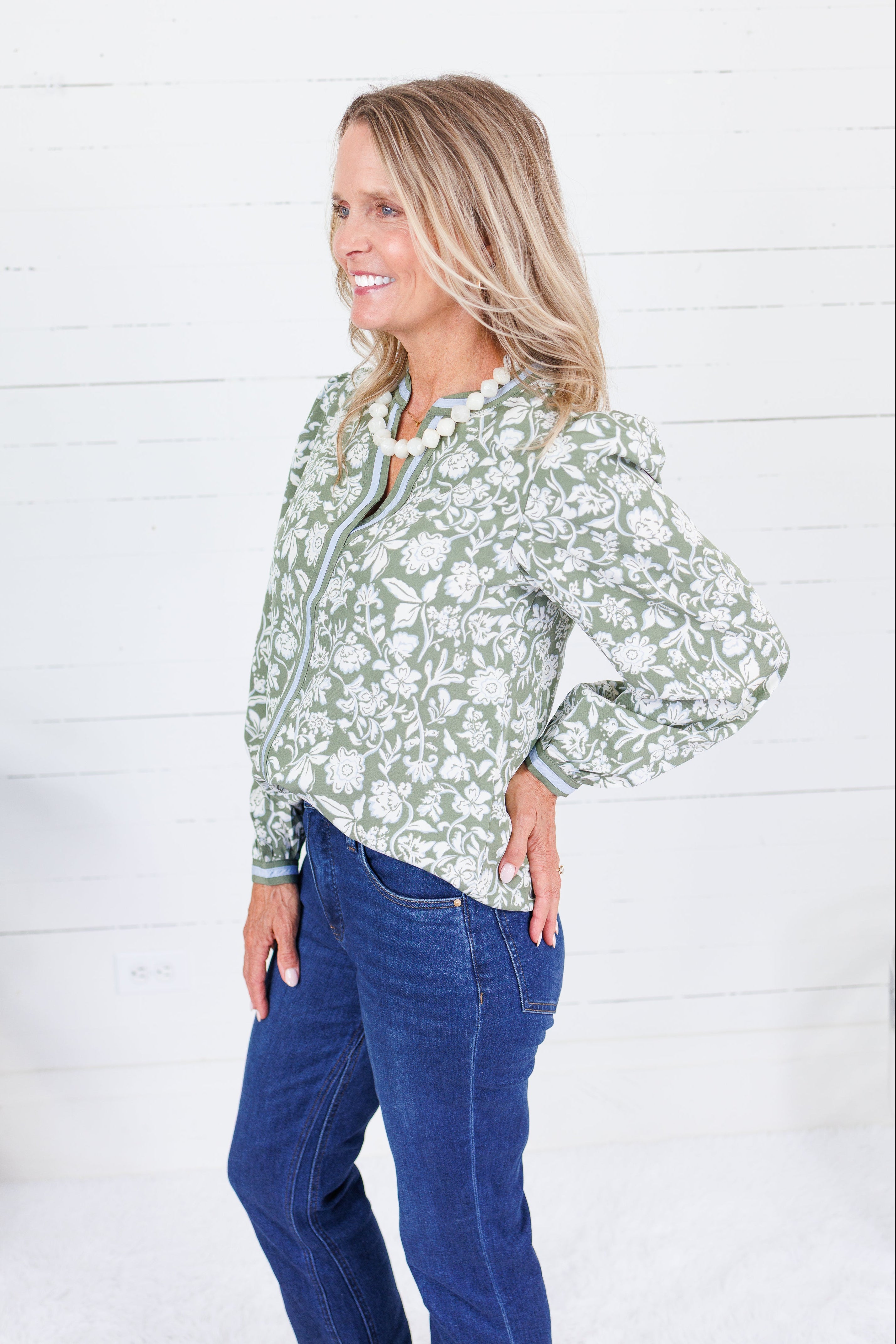 Naomi Painted Trillium Olive Top Mary Square