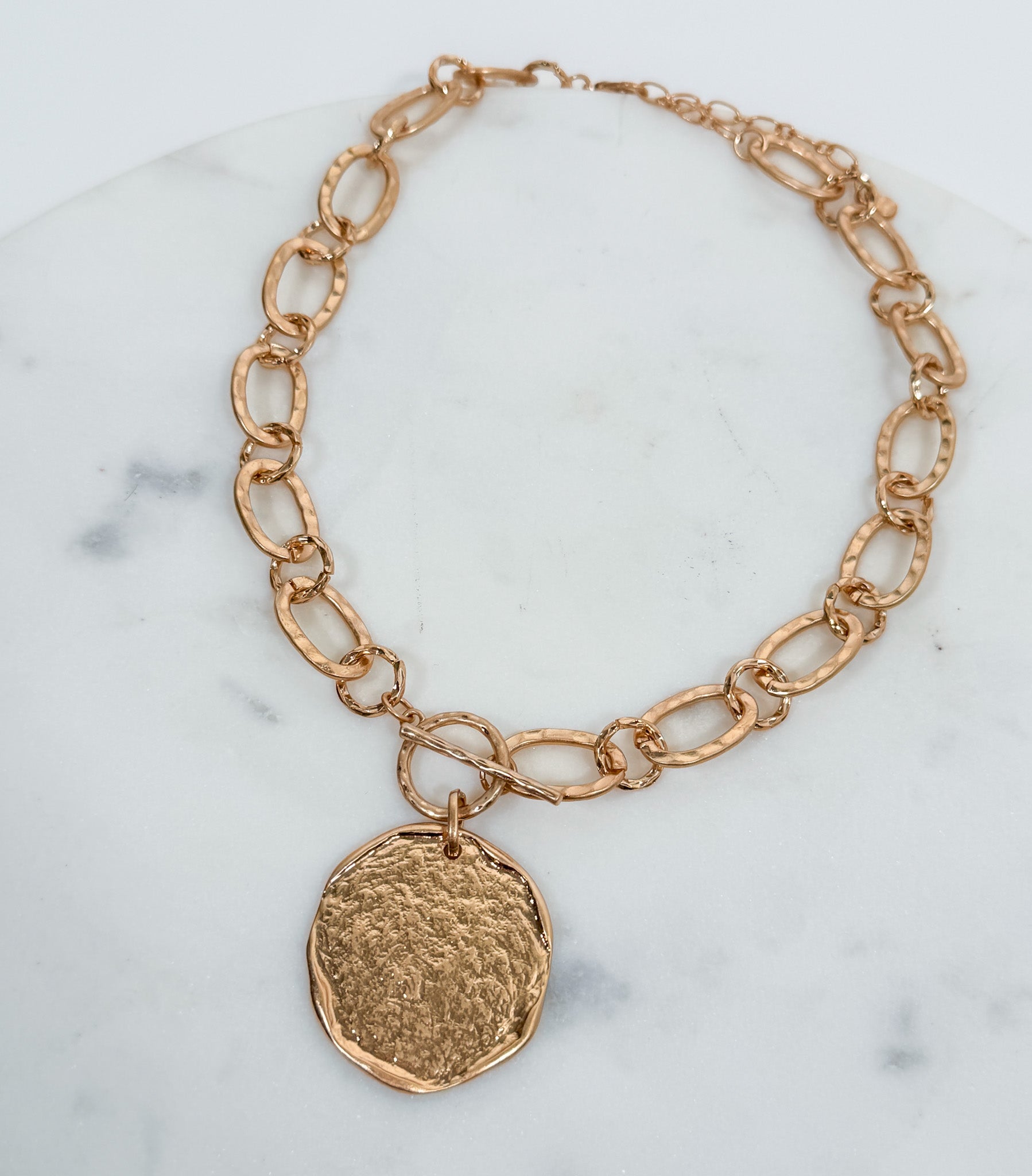 Nomad Glow Front Toggle Hammered Disc Necklace Gold