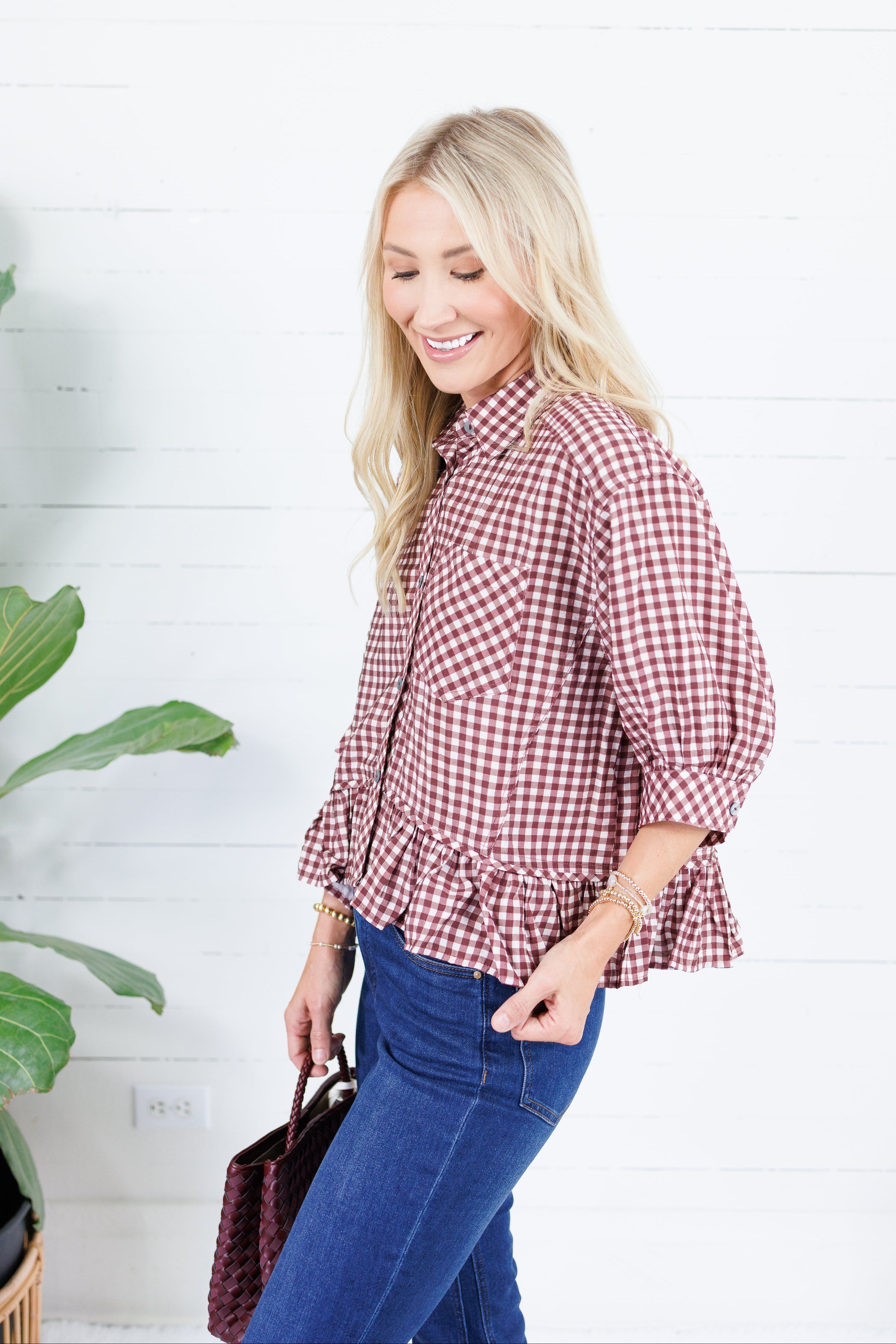 Oshkin Red Beans Gingham Flounce Hem Top Entro