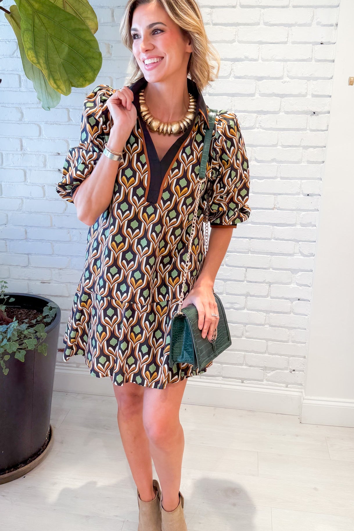 Pawley Black Geometric Mini Dress Entro 