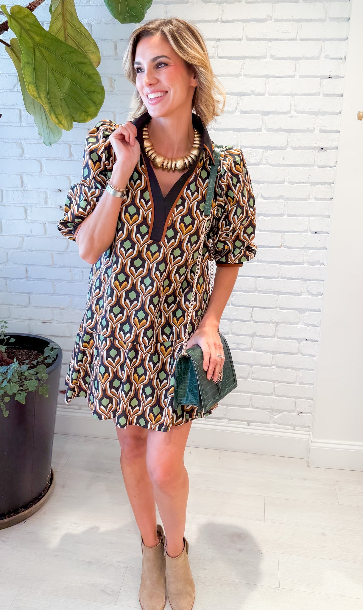 Pawley Black Geometric Mini Dress Entro 