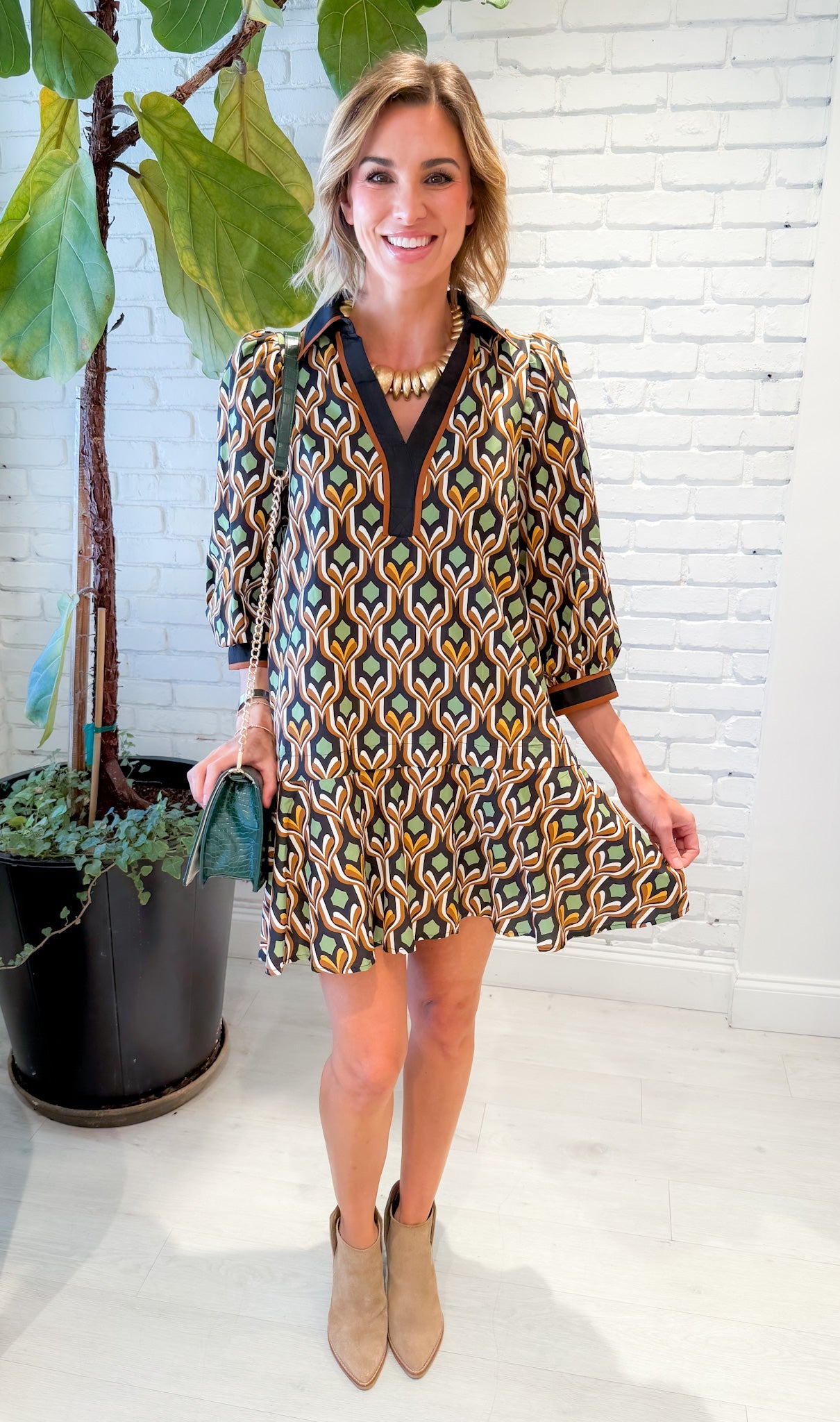 Pawley Black Geometric Mini Dress Entro 