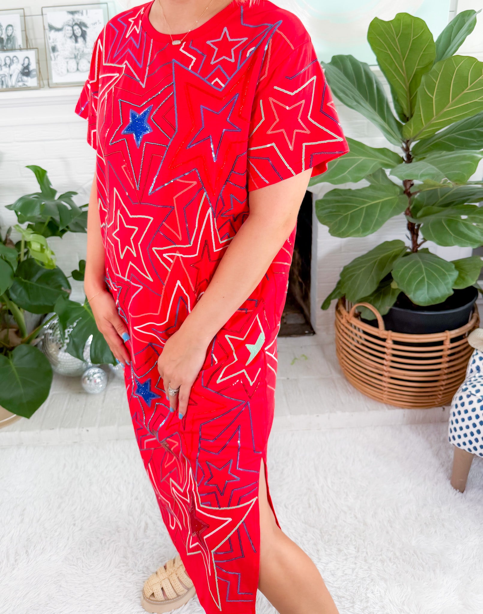 Queen of Sparkles Red Groovy Star Midi Tee Dress