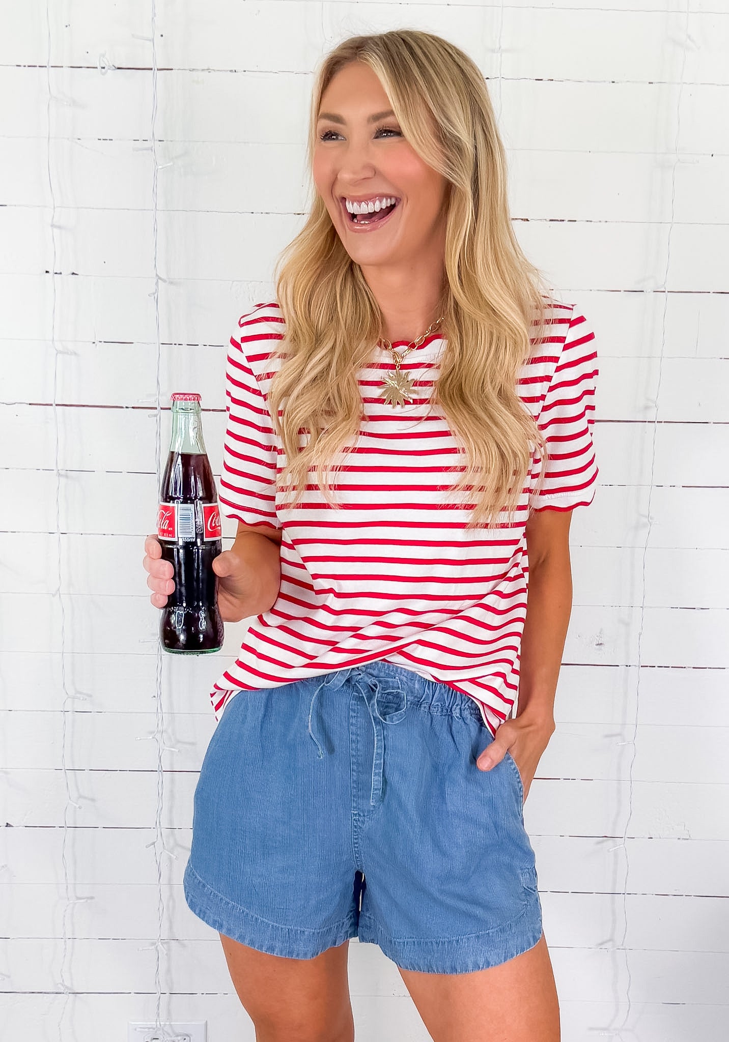 Rita Red Stripe Scallop Edge Tee