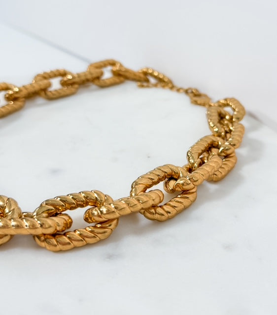 Rope Shaped Chunky Chain Necklace